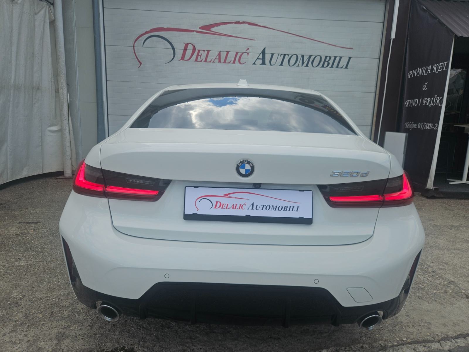 BMW 3 Series 320d xDrive Aut.25000 km,ODLIČNO STANJE!, fotografija 6