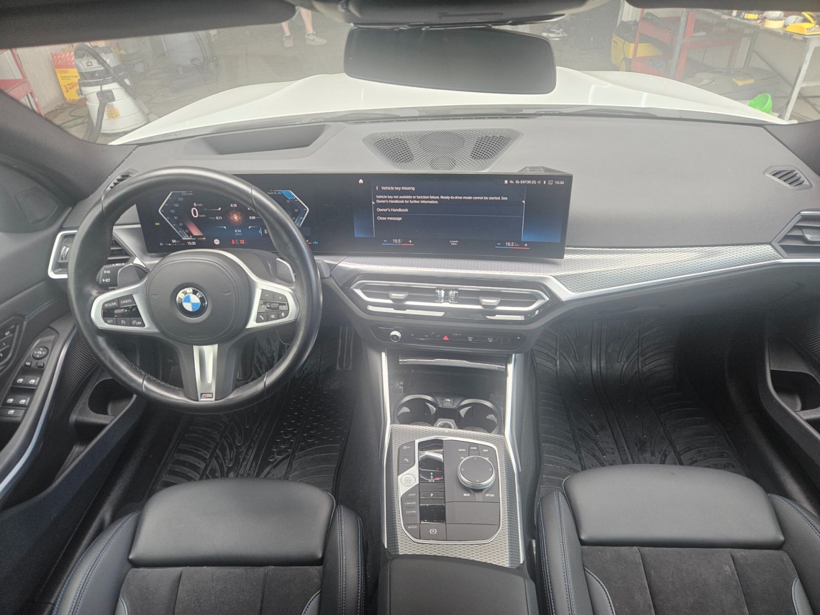BMW 3 Series 320d xDrive Aut.25000 km,ODLIČNO STANJE!, fotografija 19