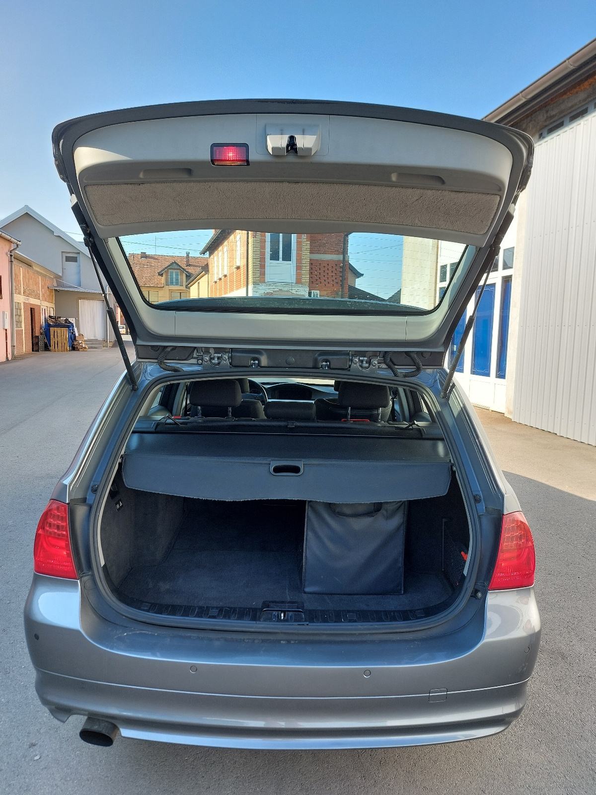 BMW 316d, 2.0 motor, fotografija 10
