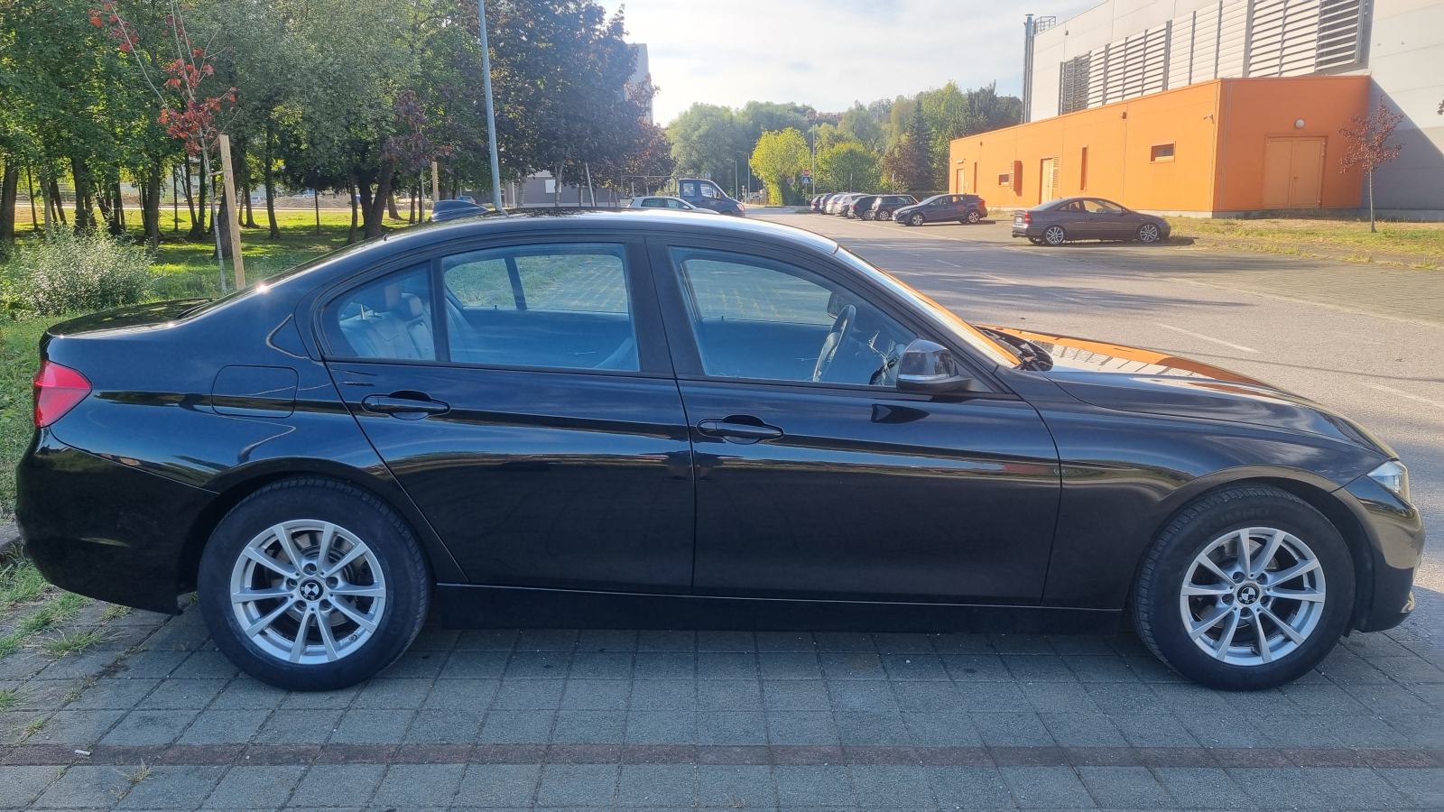 BMW 316d F30 2.0d 116 KS | Business Navi | PDC | Tempomat | 2016, fotografija 5