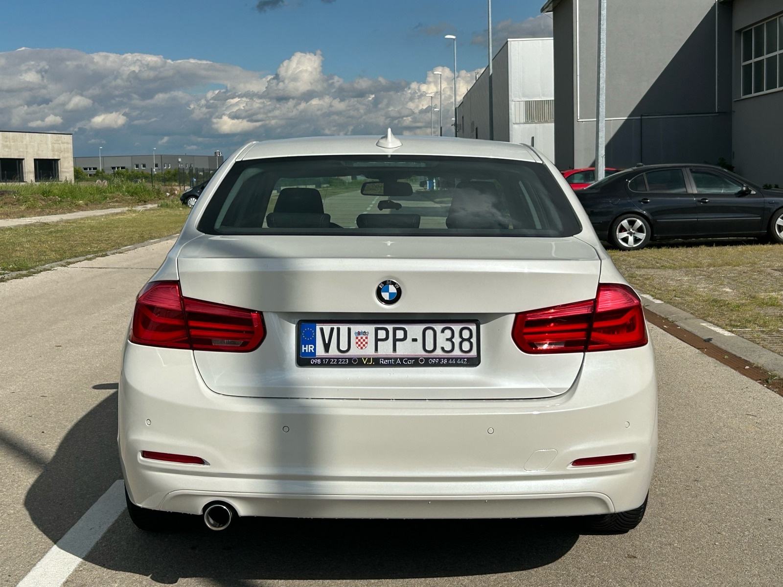 BMW 316d LCI AUTOMATIK JAMSTVO 12 MJ, fotografija 6