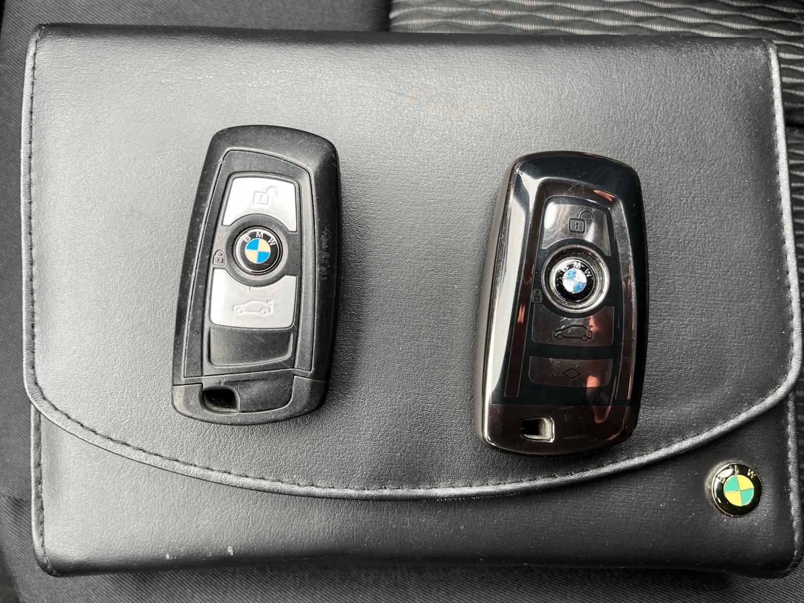 BMW 316d Touring alu 18 aut.klima navi PDC reg do 03/2027, fotografija 19