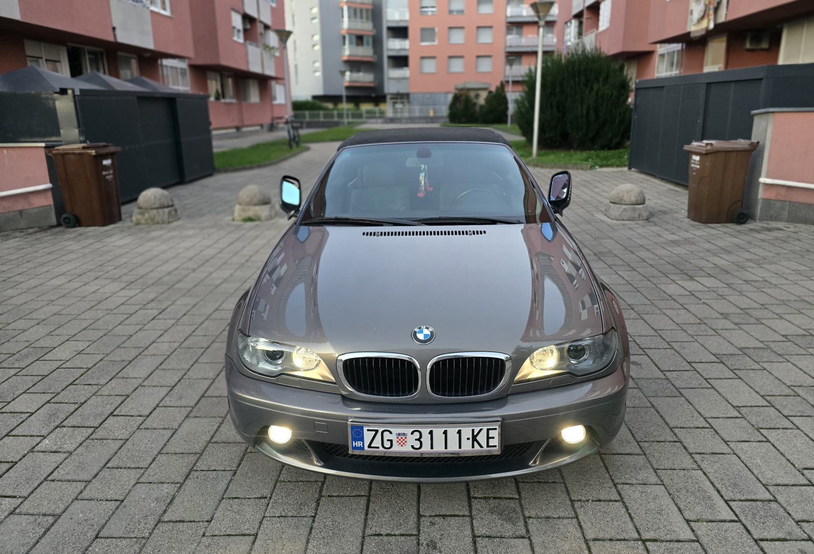 BMW 318 Ci Cabriolet Individual-Special Edition,Atraktivan,Kredit-Zamj, pogled izvana - slika 2