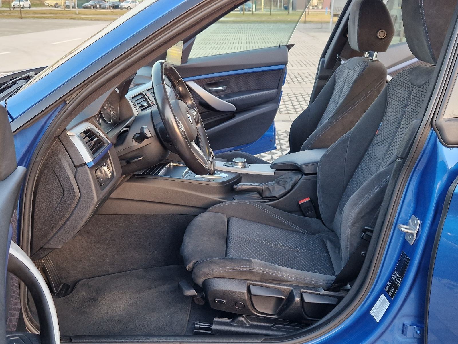 BMW 318 D GT M-SPORT - *SERVISNA KNJIGA+SERVIS-NOVE GUME-REG.03/2027.*, fotografija 13