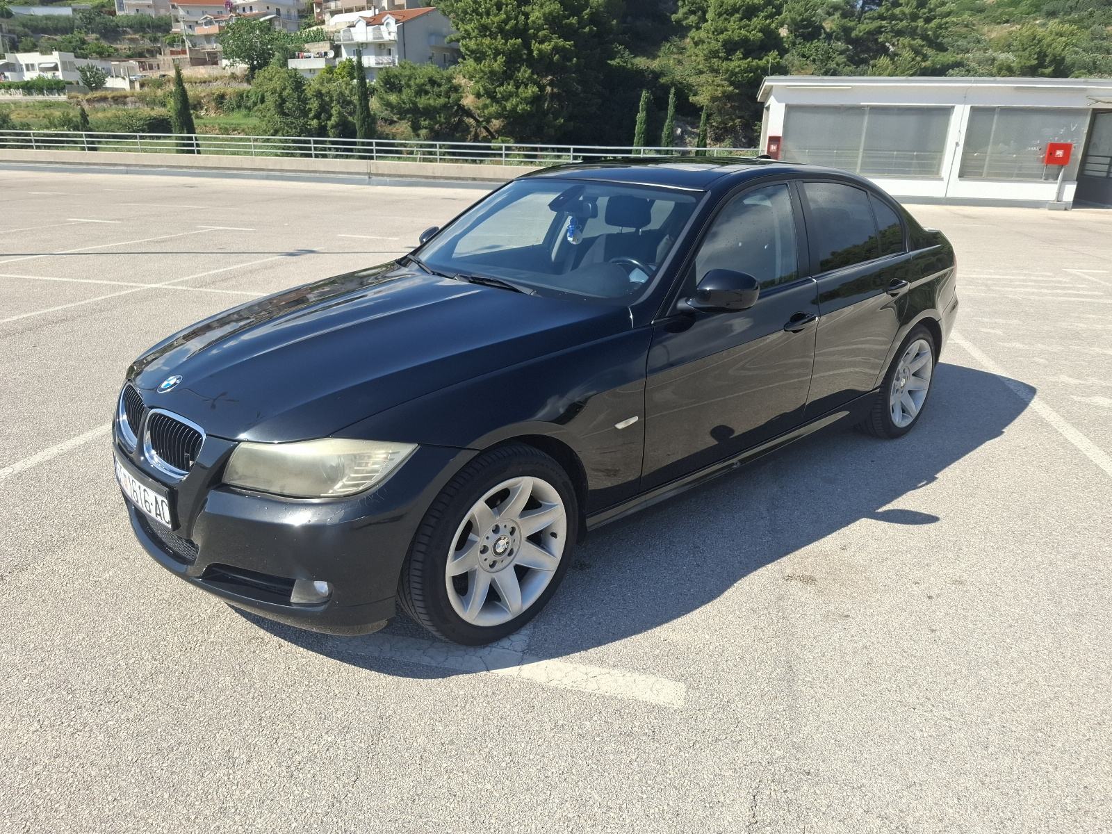 BMW 318D LCI 02.mj reg. TOP STANJE, fotografija 8