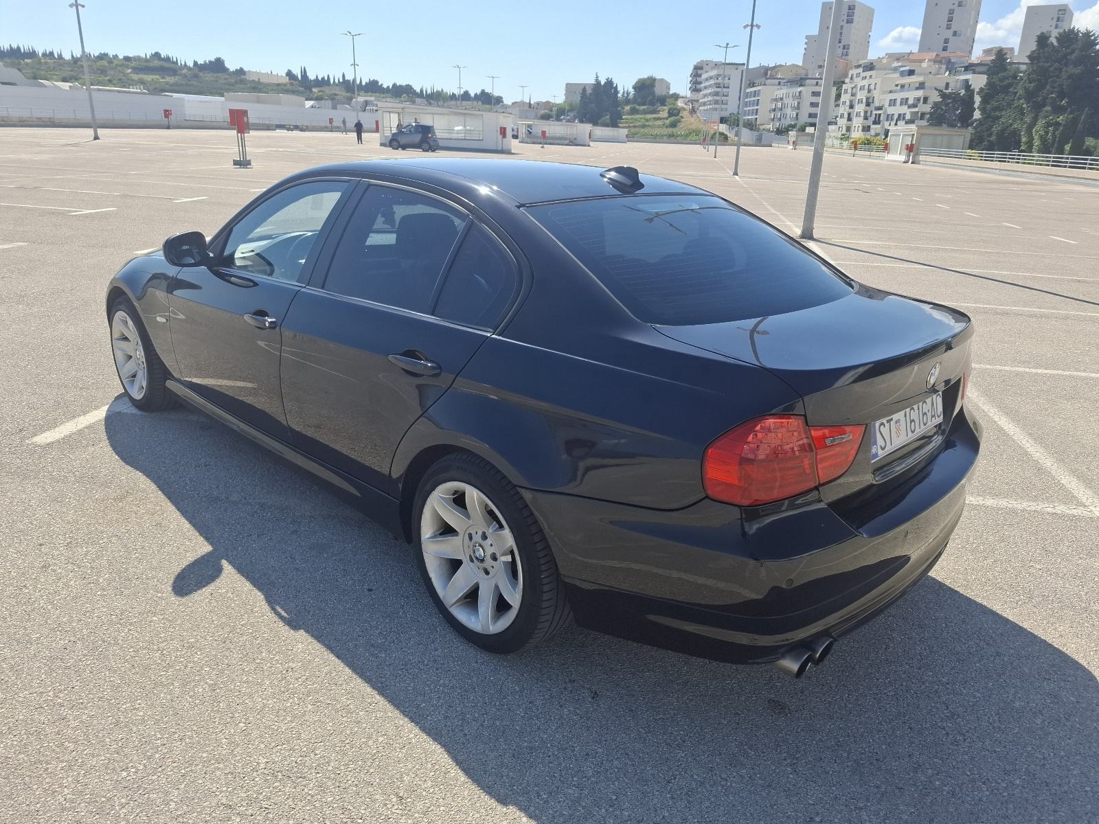 BMW 318D LCI 02.mj reg. TOP STANJE, fotografija 4
