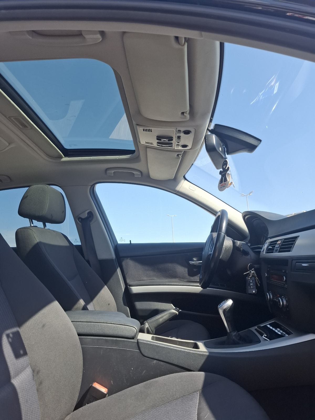BMW 318D LCI 02.mj reg. TOP STANJE, fotografija 14