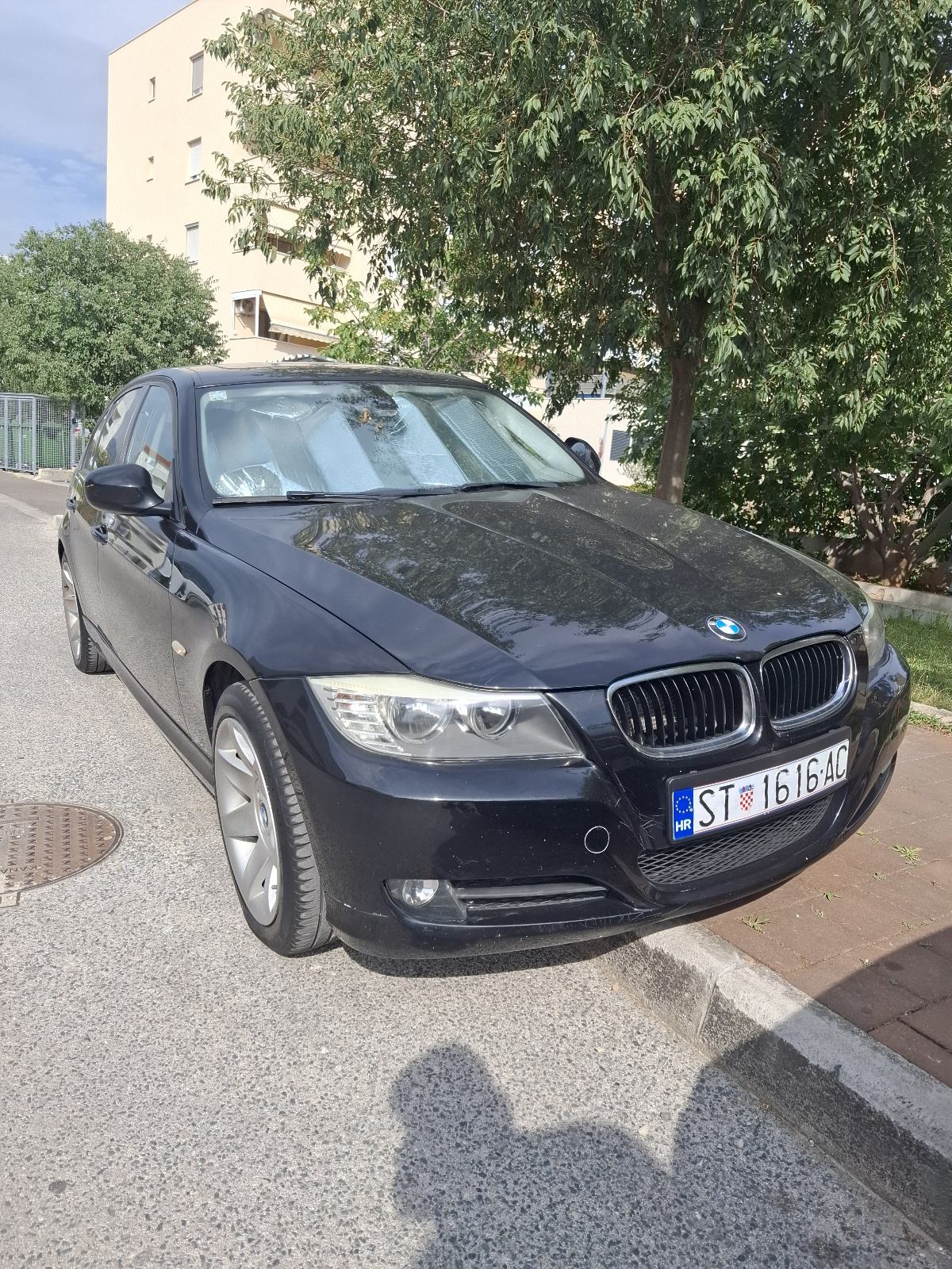 BMW 318D LCI 02.mj reg. TOP STANJE, fotografija 2