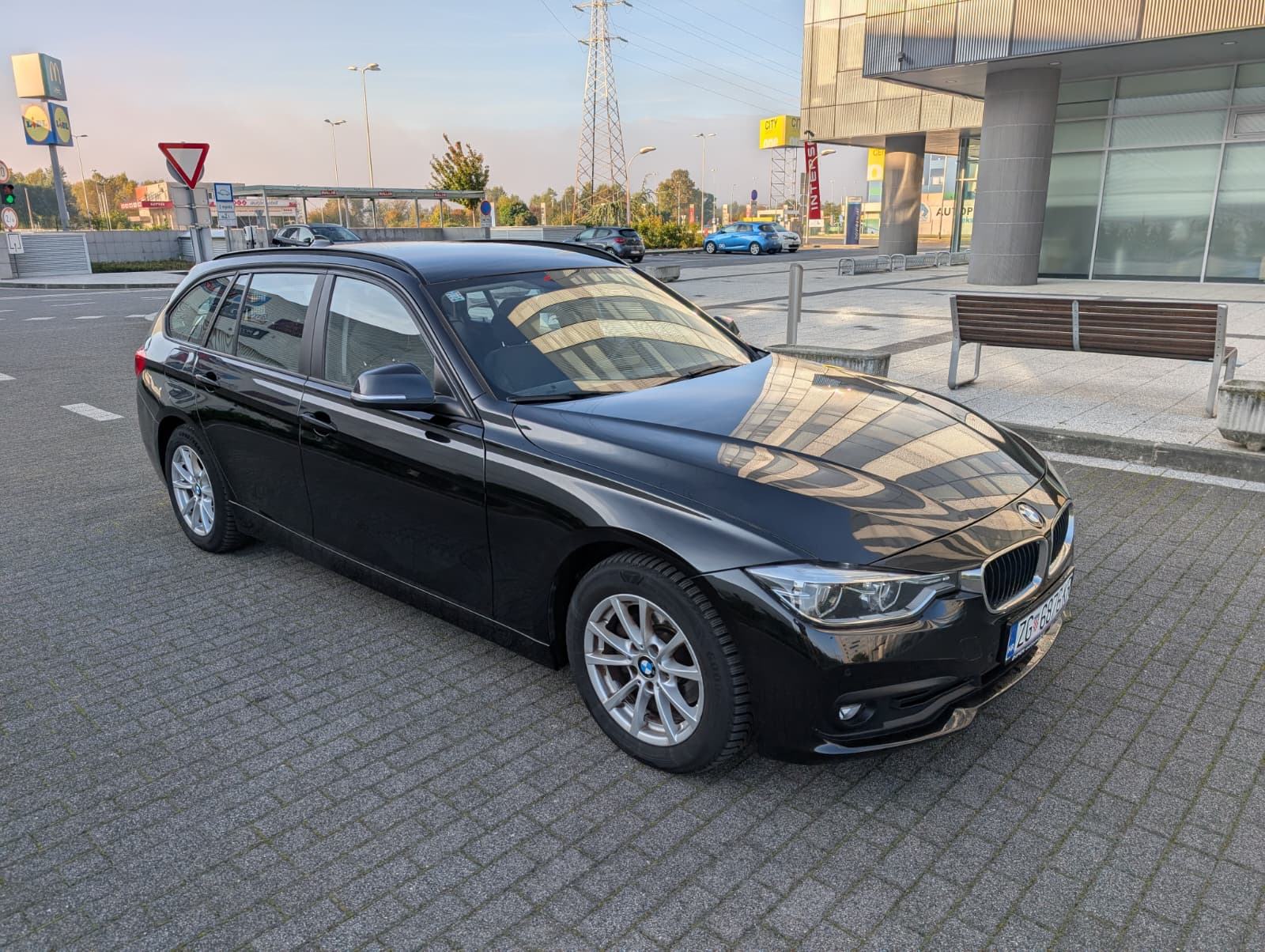⭐BMW 318d◽110 KW◽NAVI◽ODLIČAN◽PRIVAT◽0997884777⭐, fotografija 10