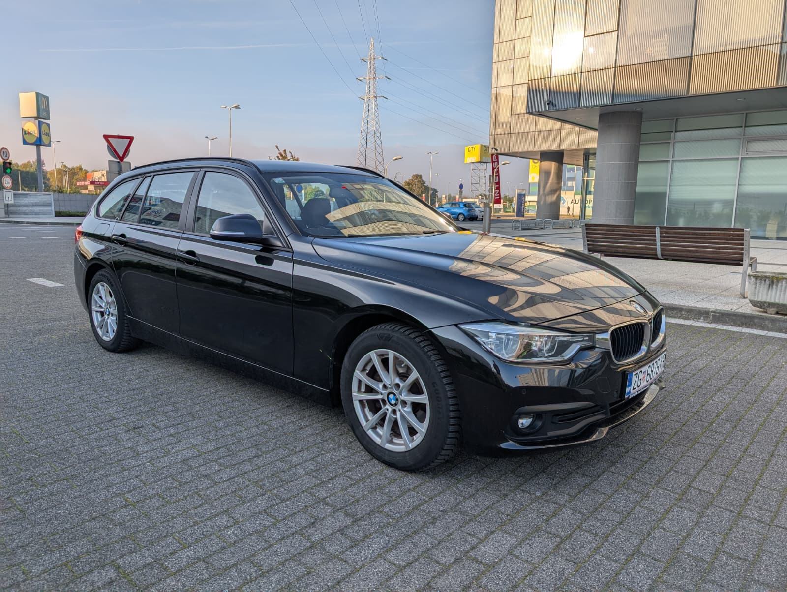 ⭐BMW 318d◽110 KW◽NAVI◽ODLIČAN◽PRIVAT◽0997884777⭐, fotografija 11