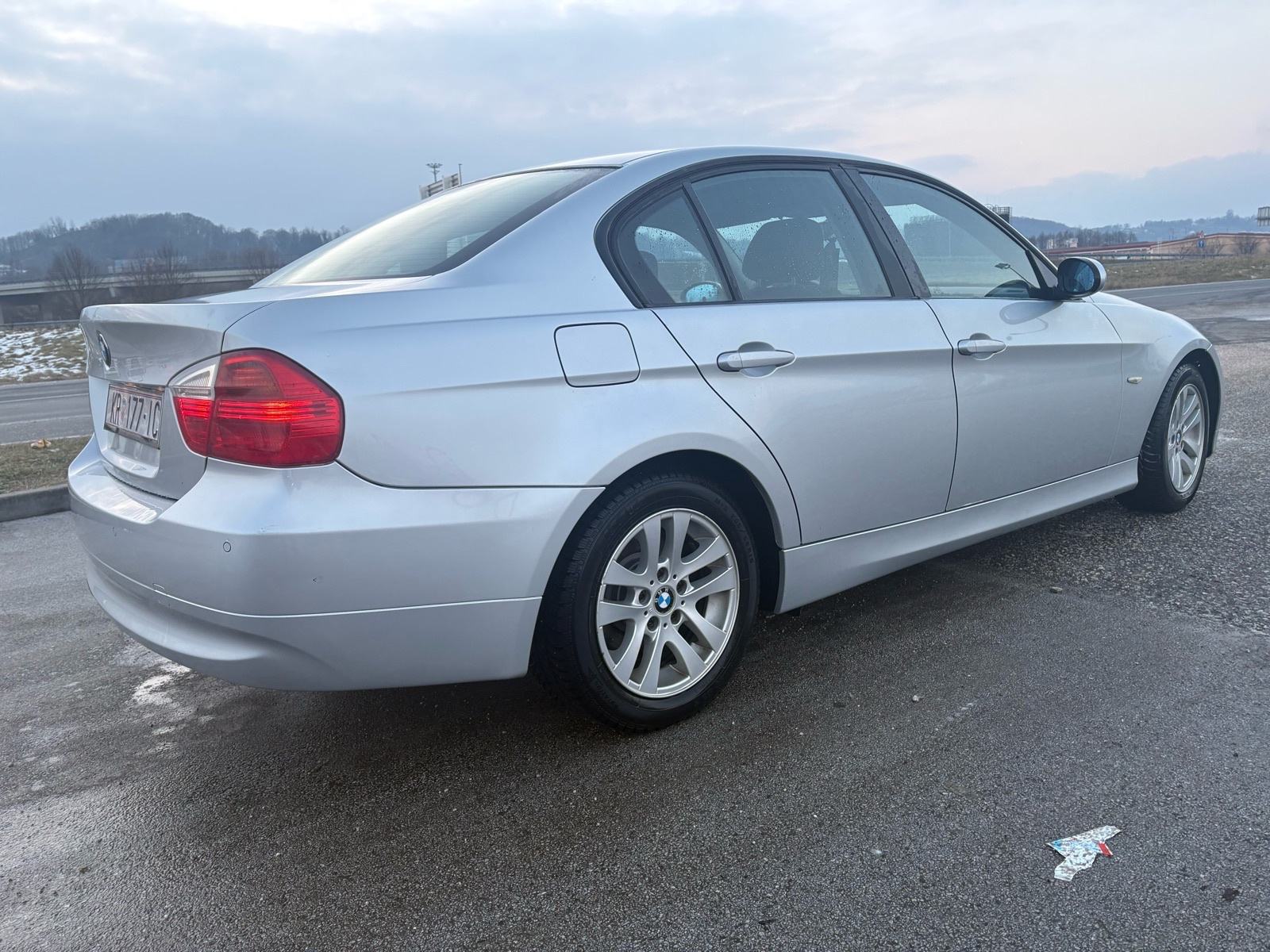 BMW 318d 2007g, Reg.03.2027., bez ulaganja, fotografija 3