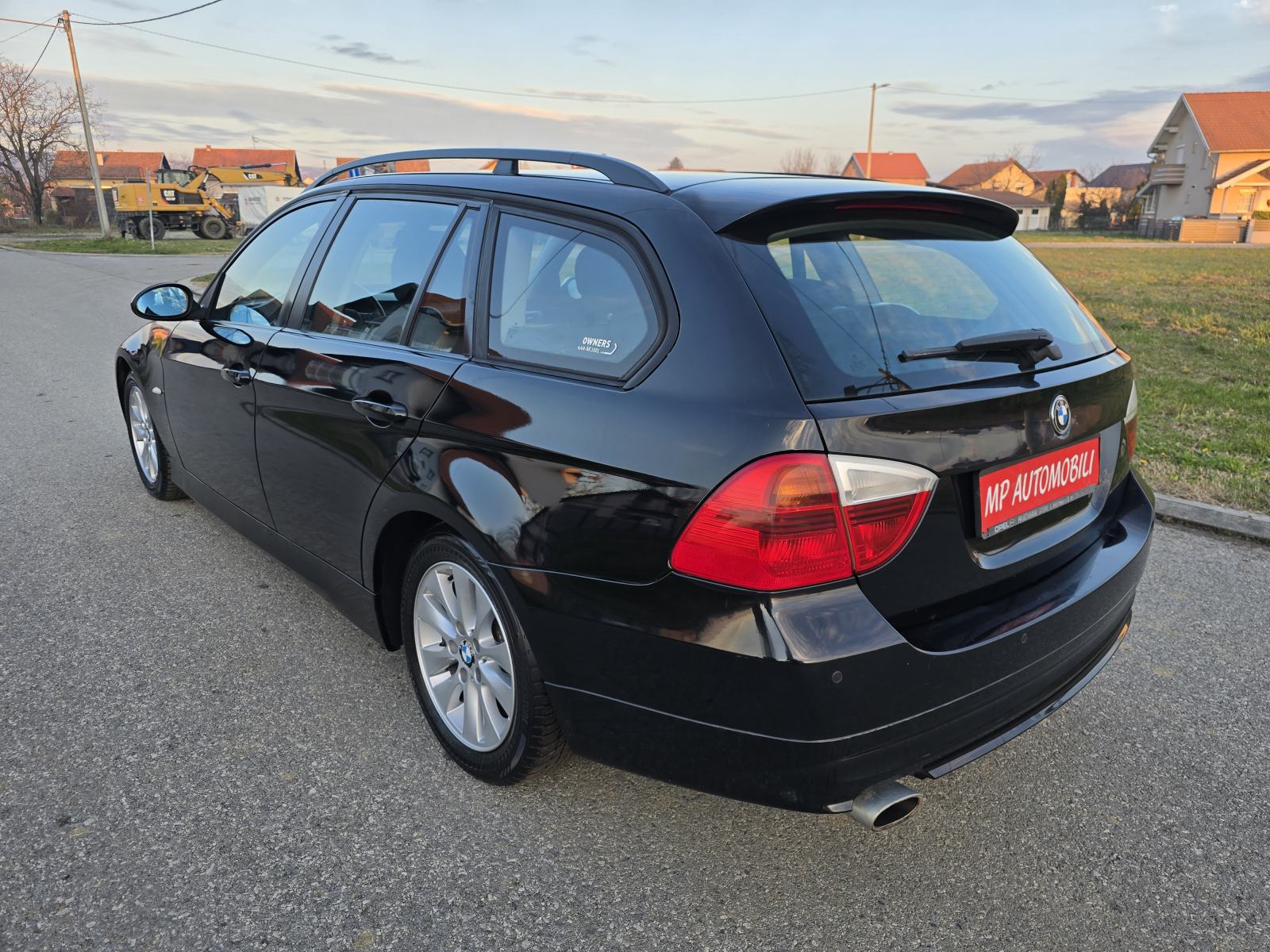 BMW 318d-2009gd.md-CLIMATRONIC-xenon,alu,6brzina,senzori,KARTICE, fotografija 10