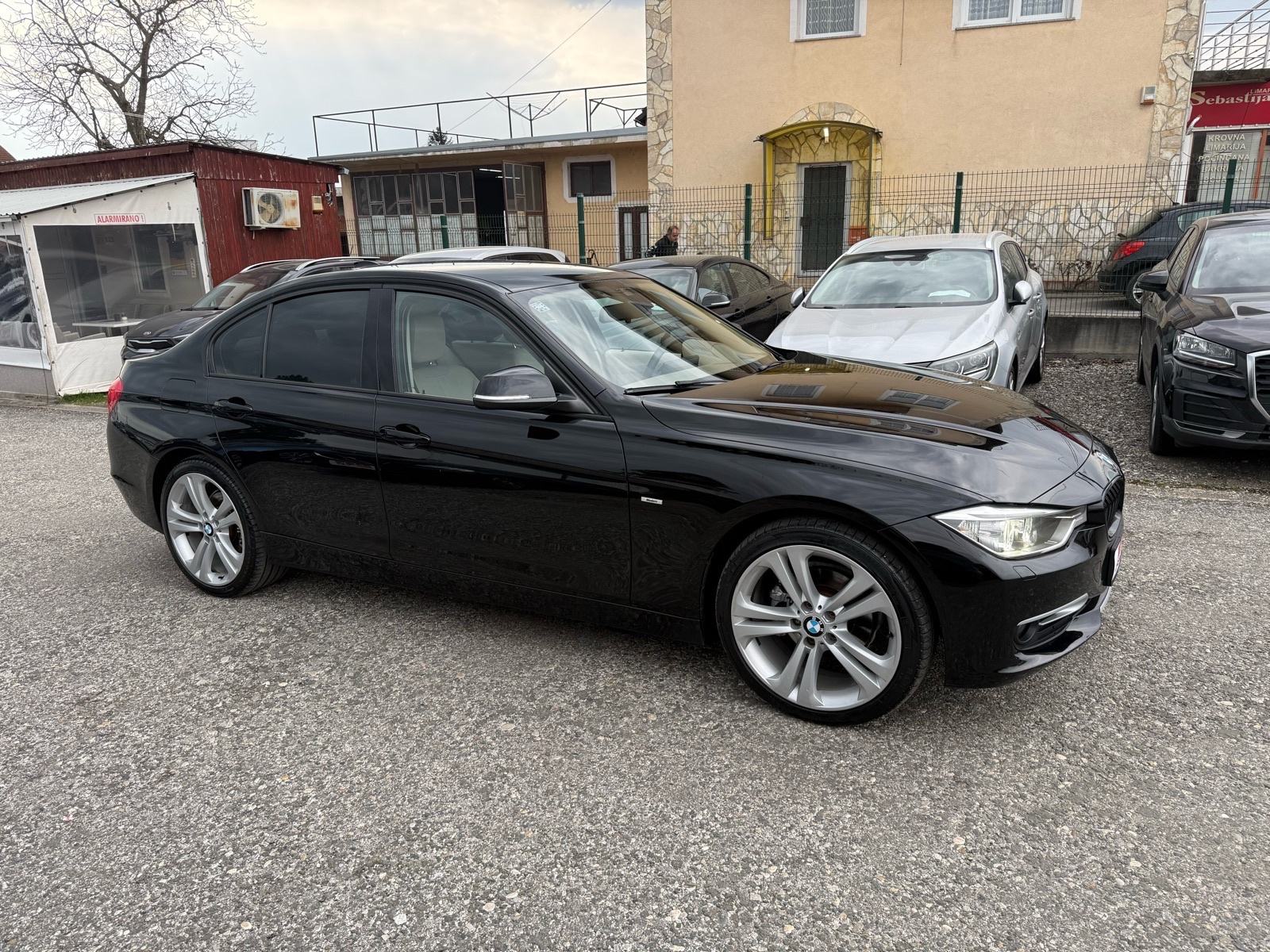BMW 318d Automatik 2012.g Xenon, NAVI, Head-Up, fotografija 5