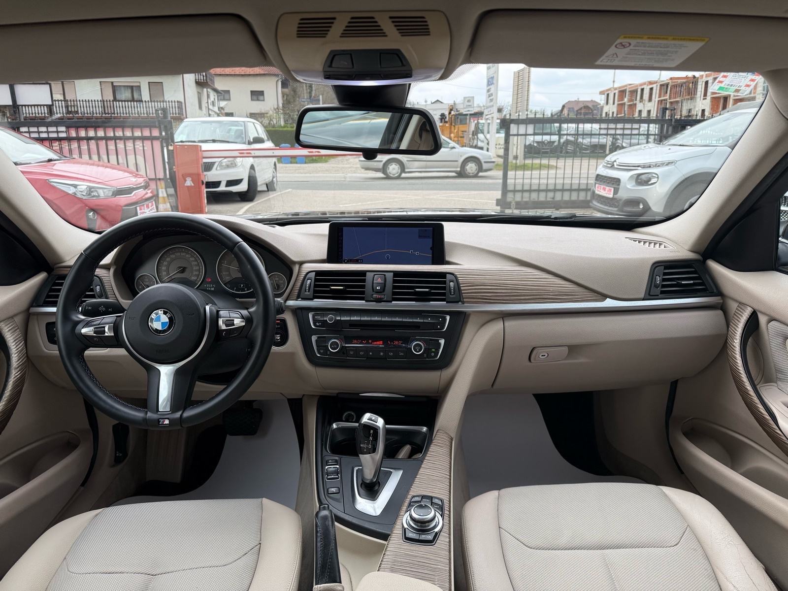 BMW 318d Automatik 2012.g Xenon, NAVI, Head-Up, fotografija 14
