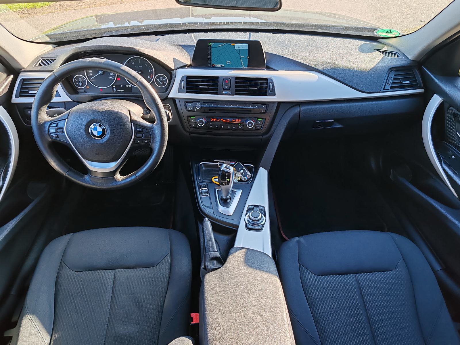 BMW 318D AUTOMATIK, NOVI ORIGINAL BMW SET LANCA, fotografija 16