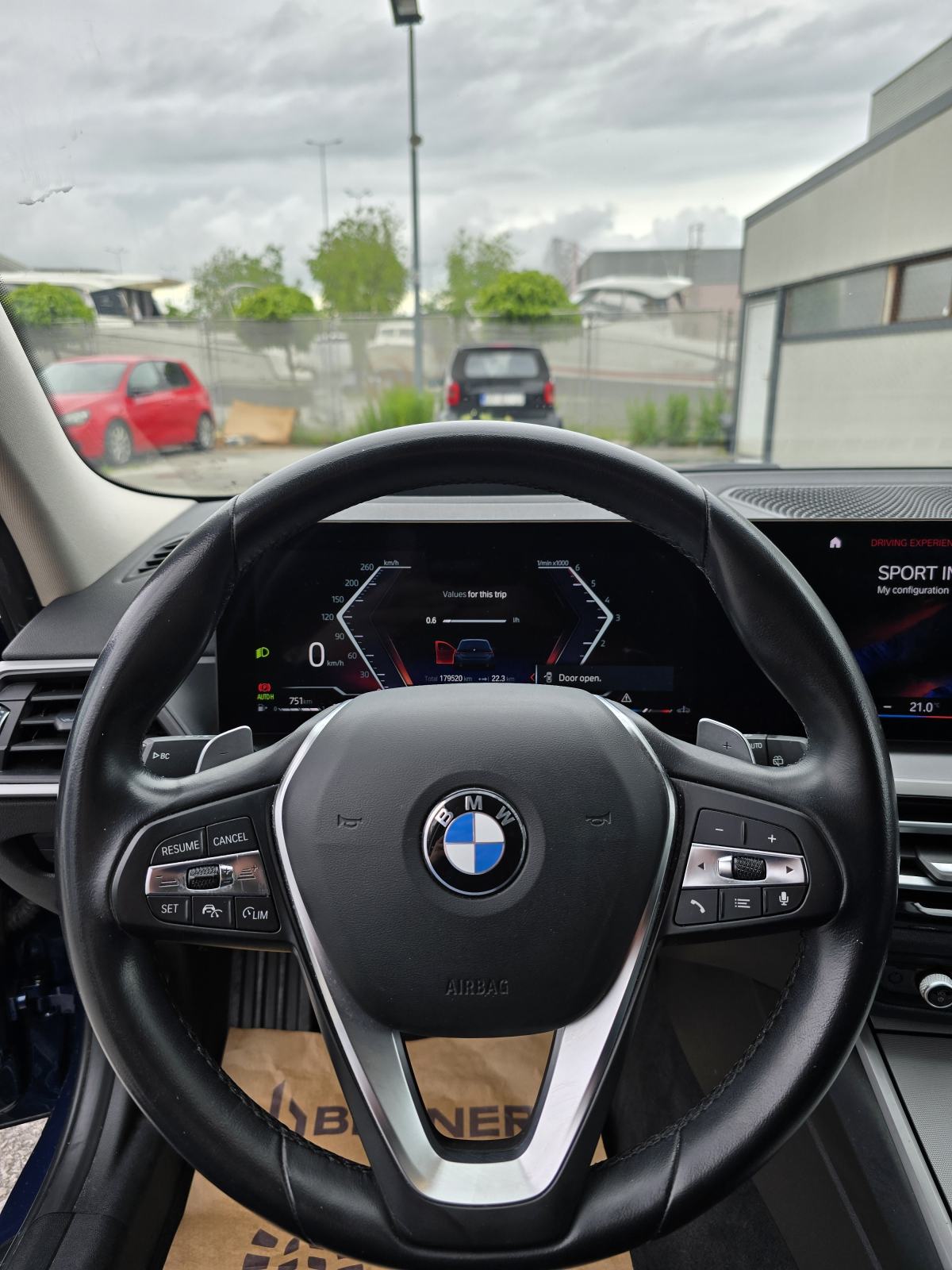 BMW 318D * FACELIFT MODEL * AUTOMATIK * ODLIČNO STANJE * BEZ ULAGANJA*, fotografija 13