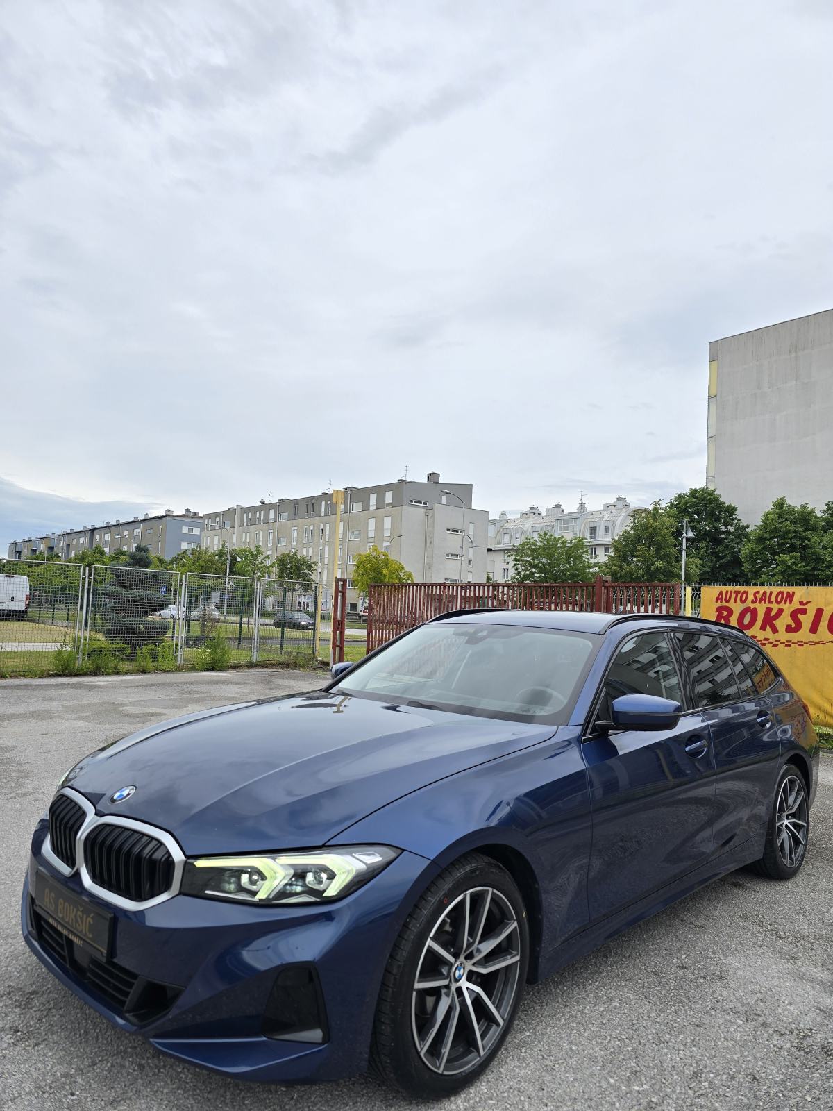 BMW 318D * FACELIFT MODEL * AUTOMATIK * ODLIČNO STANJE * BEZ ULAGANJA*, pogled izvana - slika 2