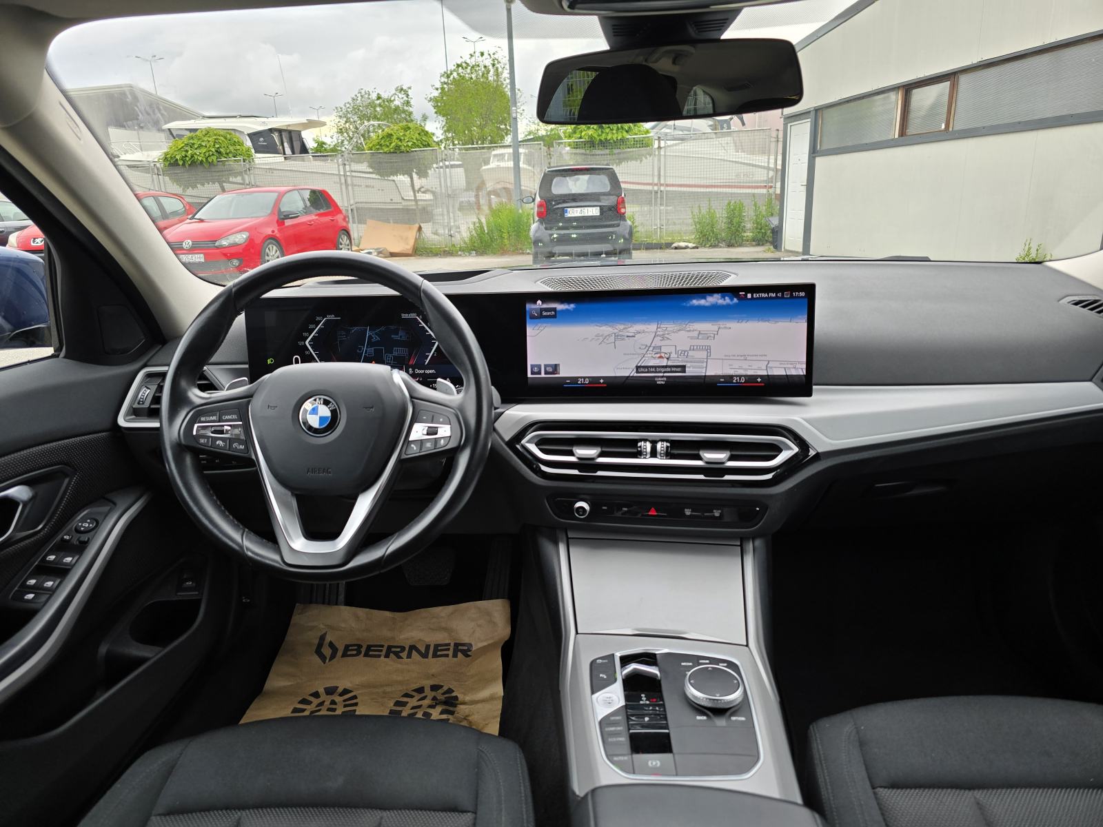 BMW 318D * FACELIFT MODEL * AUTOMATIK * ODLIČNO STANJE * BEZ ULAGANJA*, fotografija 11