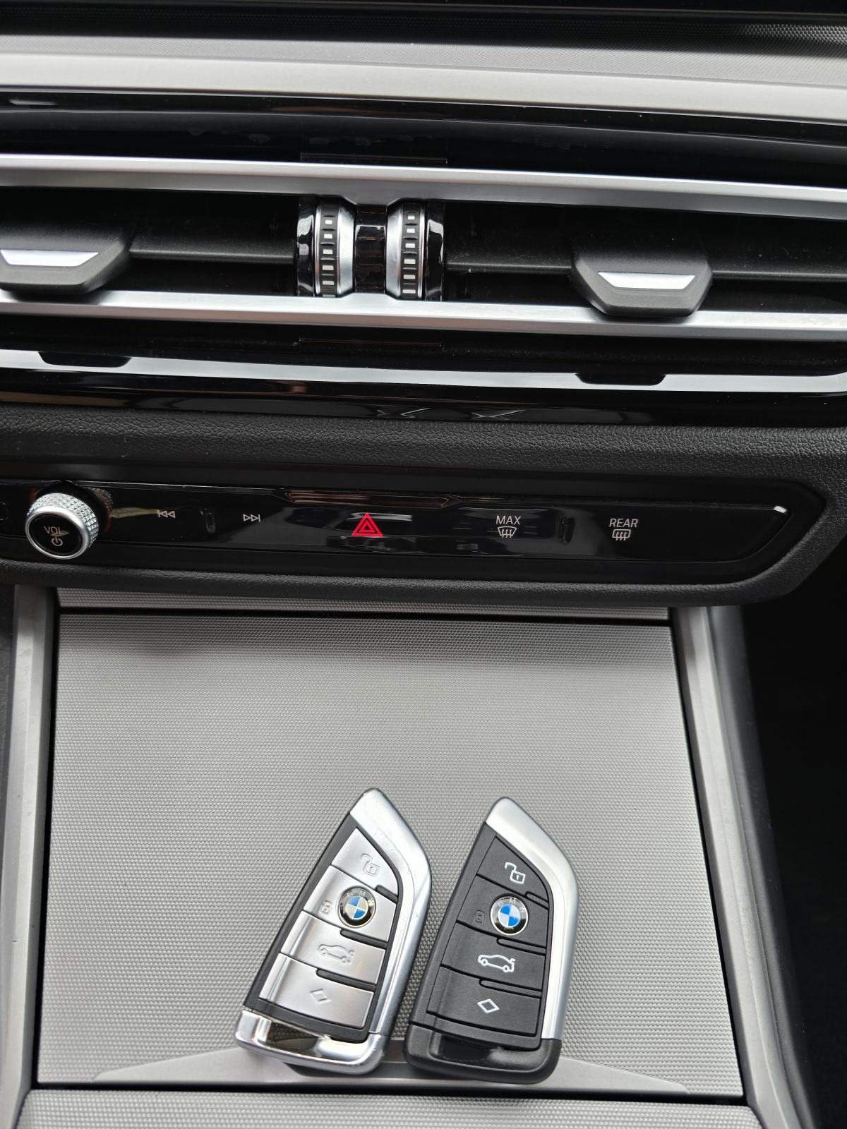 BMW 318D * FACELIFT MODEL * AUTOMATIK * ODLIČNO STANJE * BEZ ULAGANJA*, fotografija 18