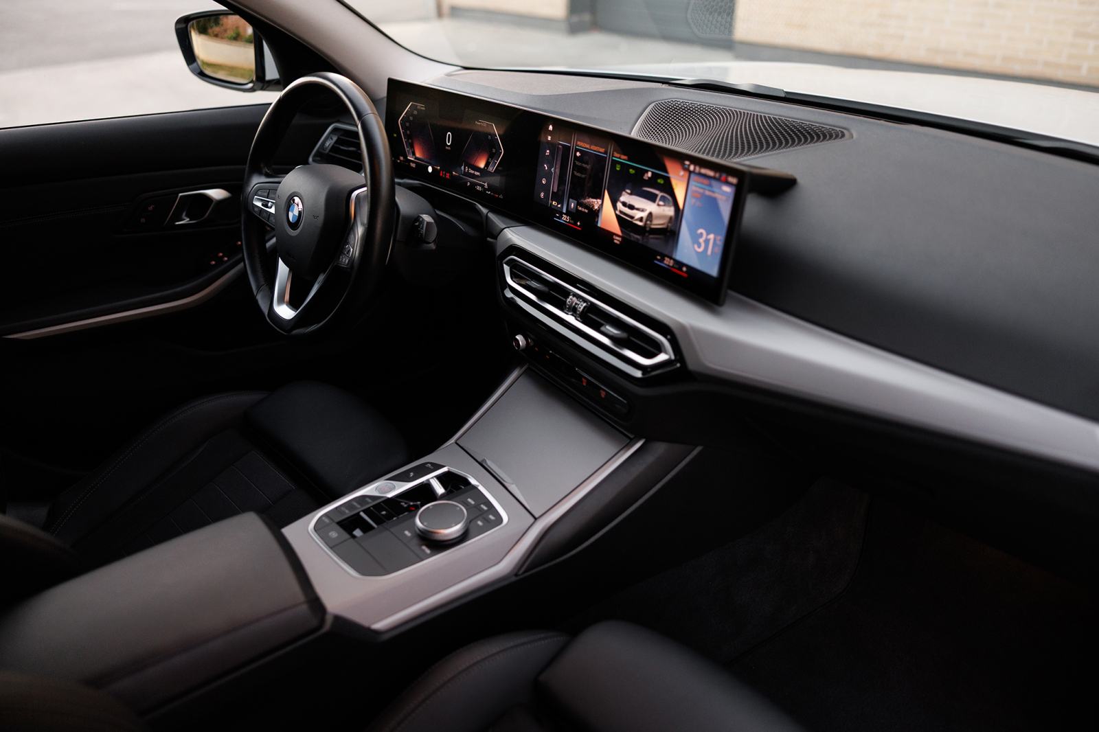 BMW 318d | Harman/Kardon | Kamera | Mrtvi kut | CarPlay | Koža | Navi, fotografija 8