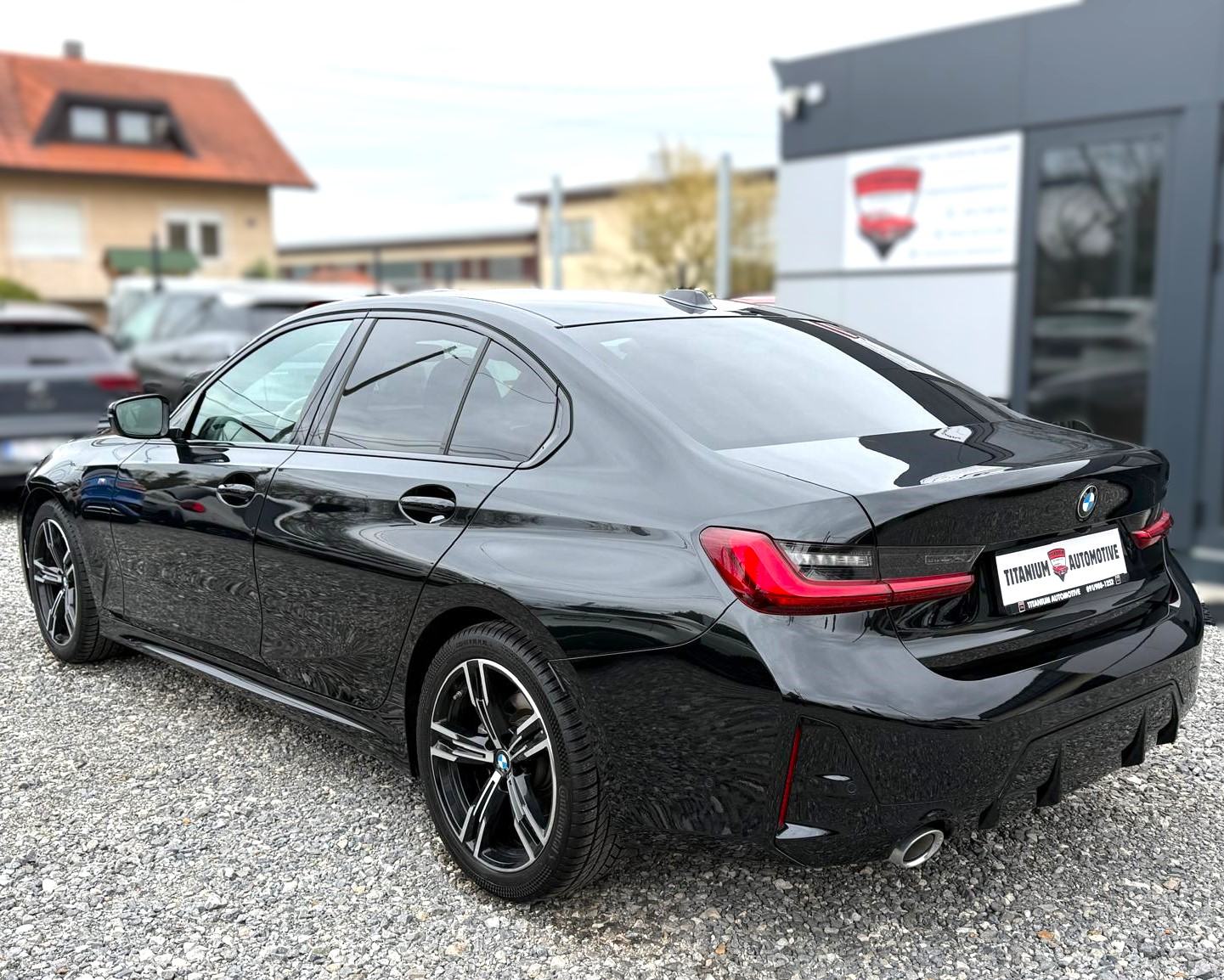 BMW 318d M Sport ⭐️ TVORNIČKA GARANCIJA 4 GODINE ⭐️, fotografija 6