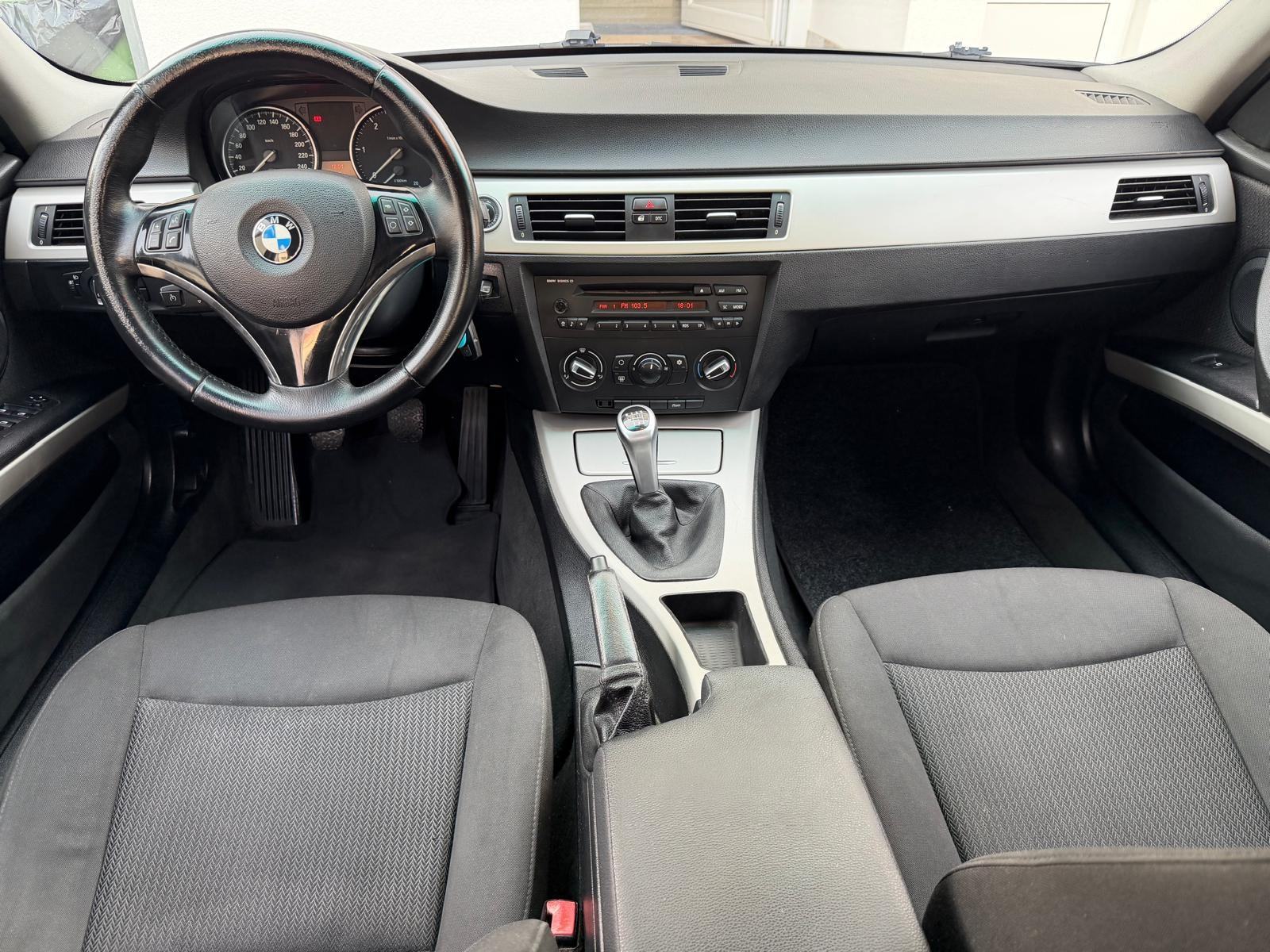 BMW 318d, REGISTR 02/2027,ALU FELGE,KLIMA,MF VOLAN,TOP STANJE, fotografija 7