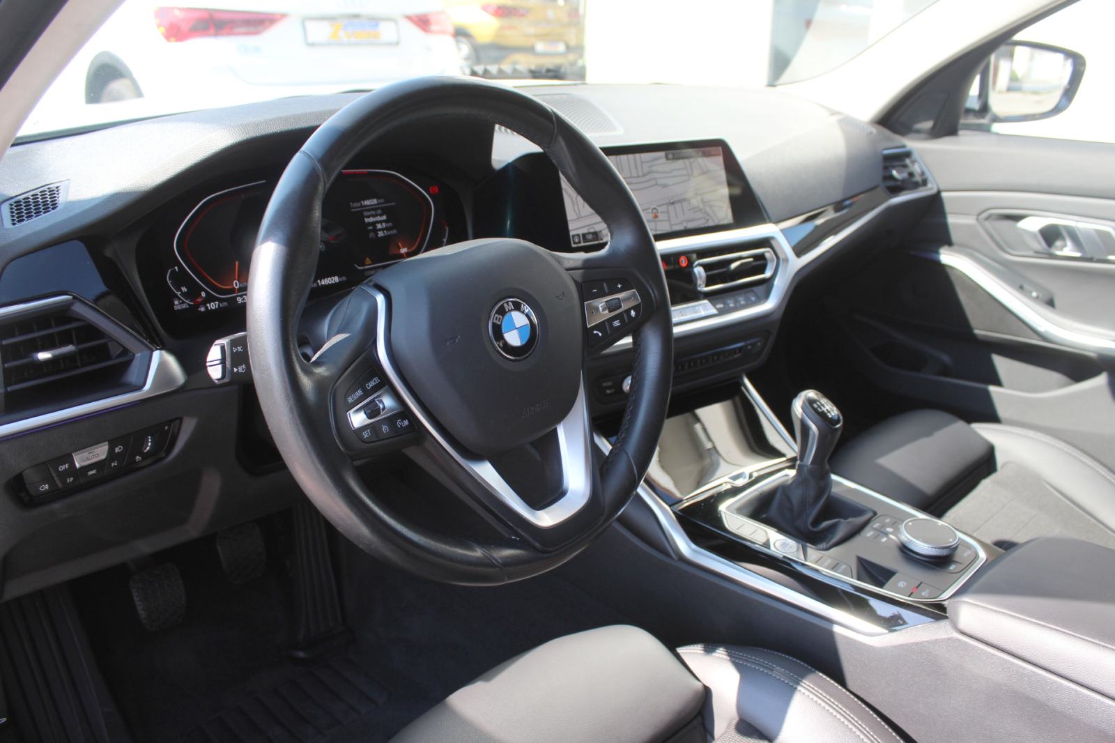 BMW 318d, SPORT, LED, NAVIGACIJA, KOŽA, ALU 17, VIRTUAL, GARANCIJA., fotografija 11