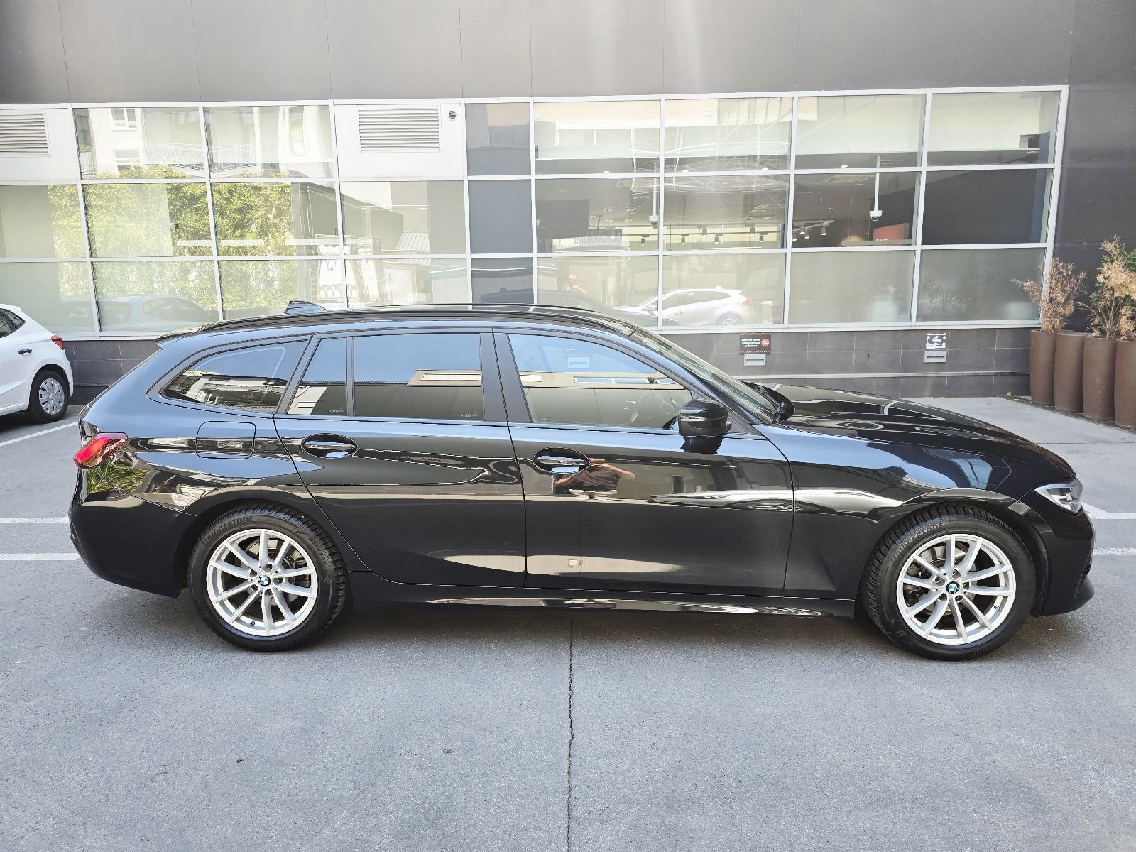 Bmw 318d Touring, automatik, 03/2022, fotografija 4
