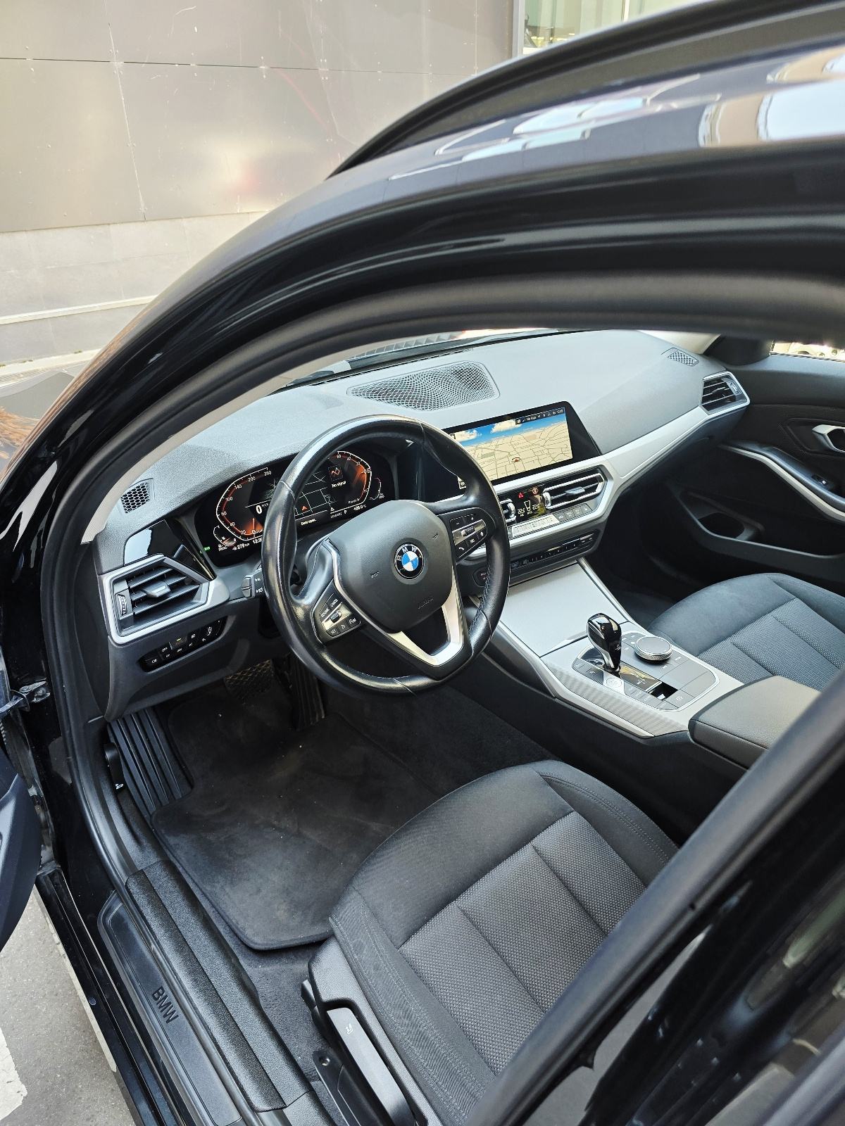 Bmw 318d Touring, automatik, 03/2022, fotografija 10