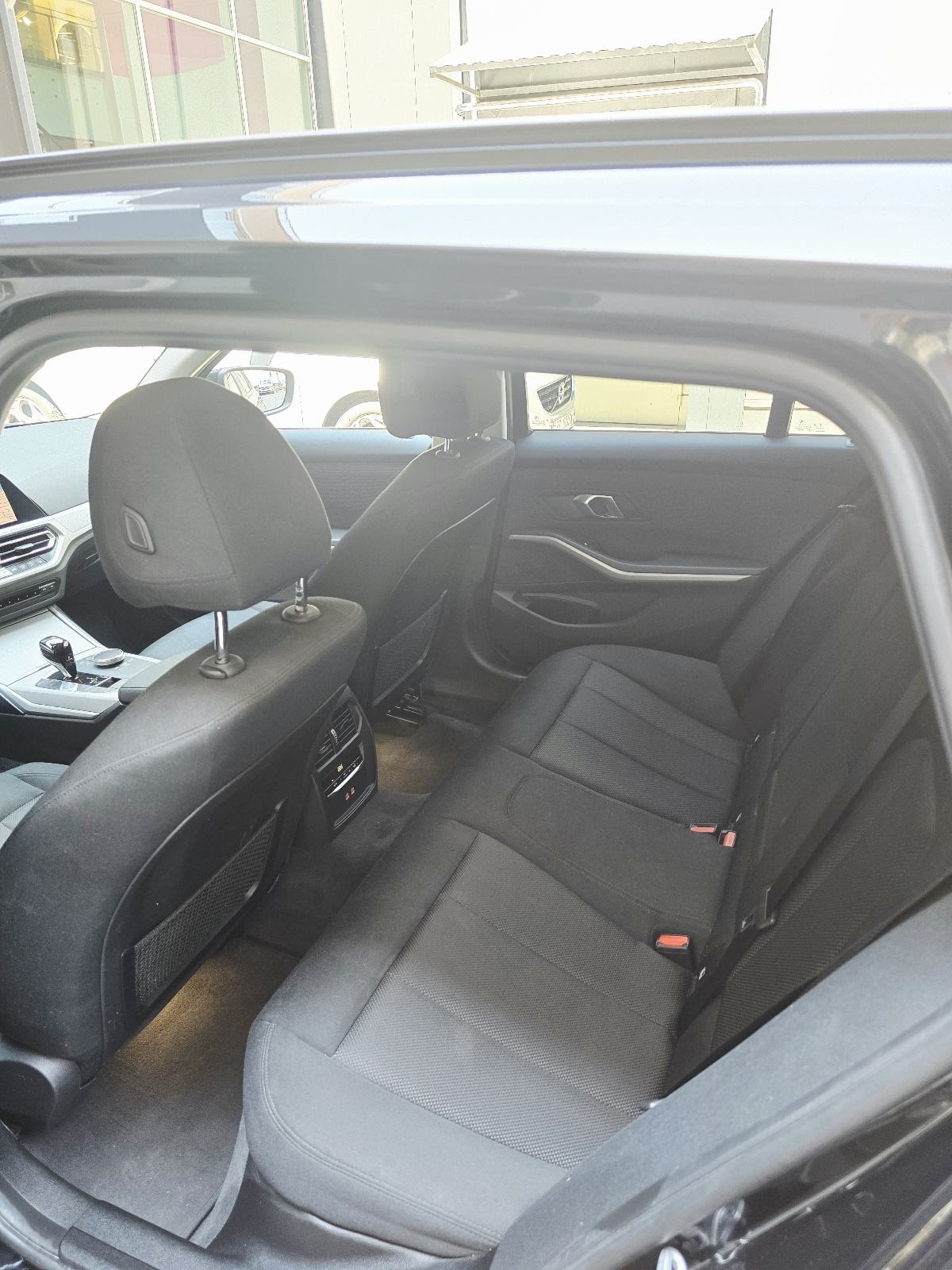 Bmw 318d Touring, automatik, 03/2022, fotografija 14