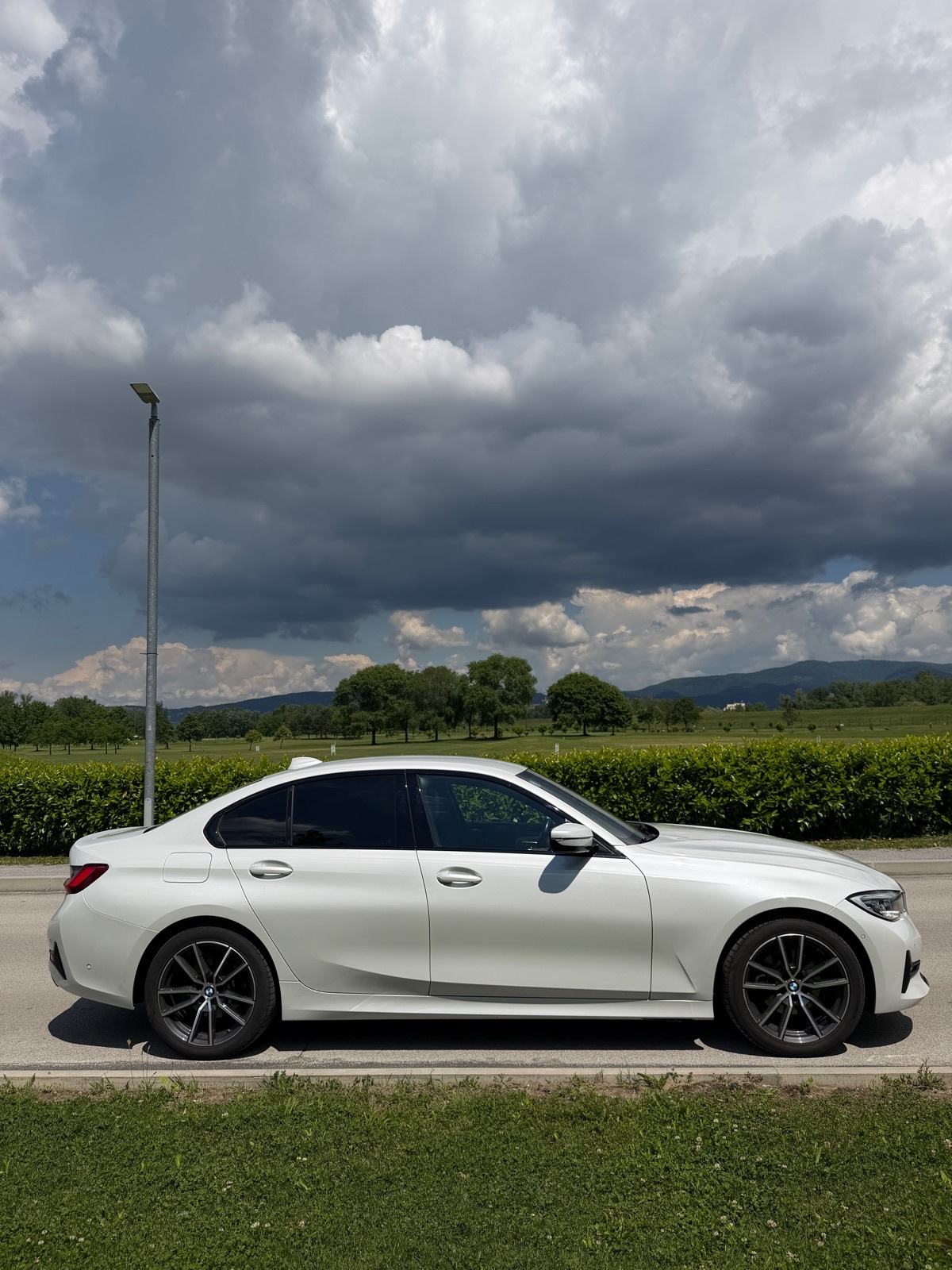 BMW 320 d-SportLine,M sport, Laser…, pogled izvana - slika 4