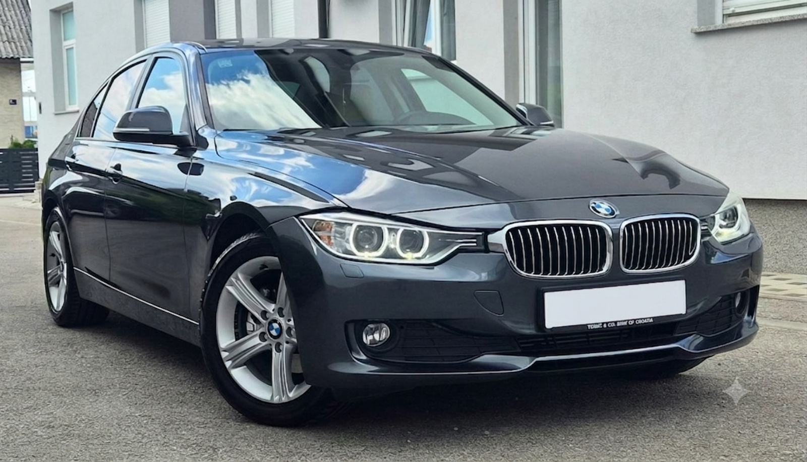 BMW 320d automatik * GARANCIJA NA KM * XENON * KOŽA * NAVI, fotografija 8