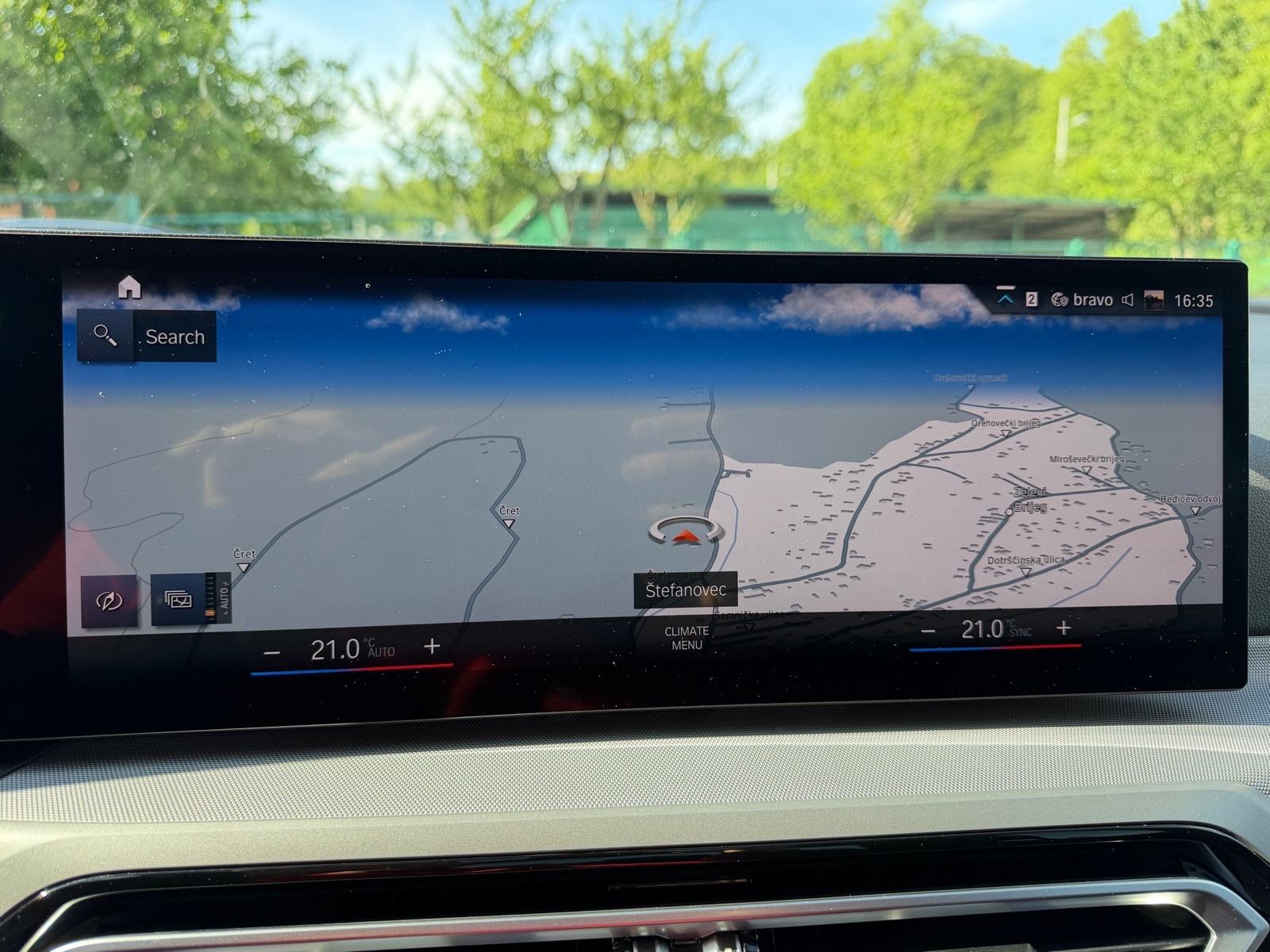 BMW 320d AUTOMATIK,LIVE COCKPIT,HEAD-UP,KAMERA,RADAR,REG. DO 02/2027!, fotografija 12