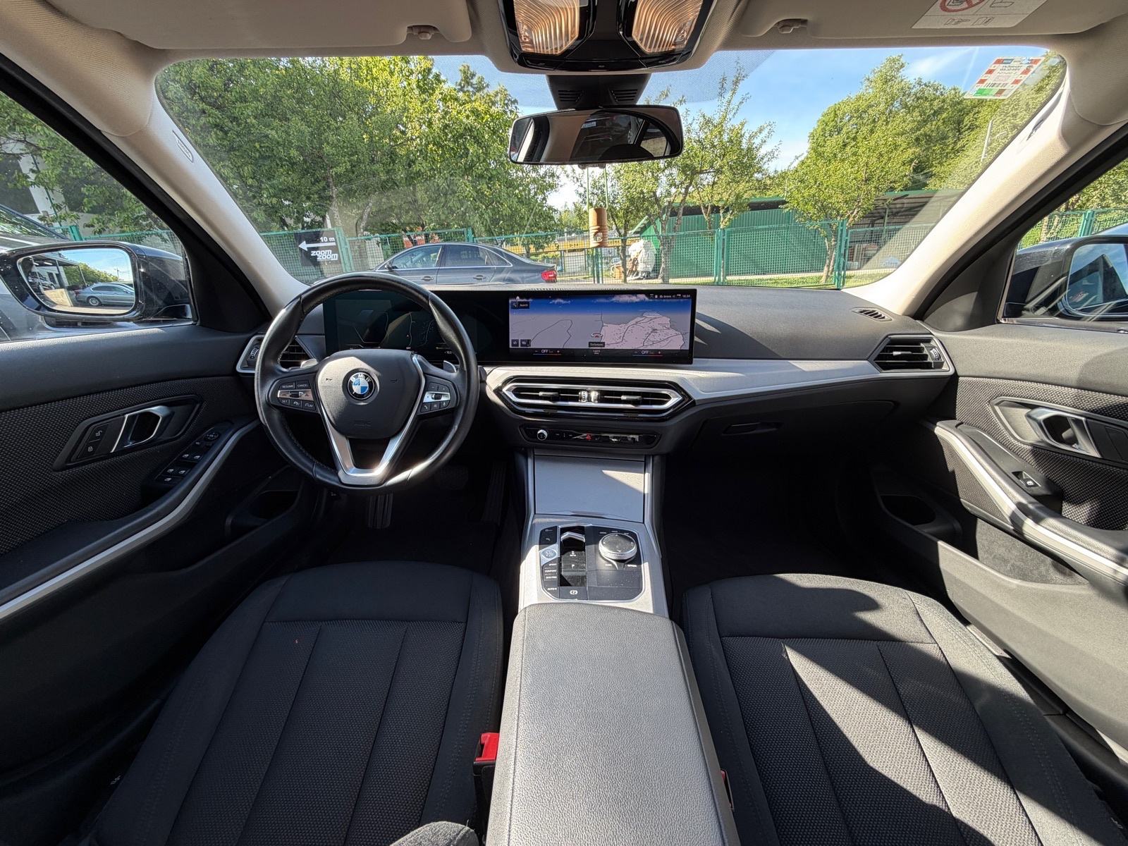 BMW 320d AUTOMATIK,LIVE COCKPIT,HEAD-UP,KAMERA,RADAR,REG. DO 02/2027!, fotografija 8