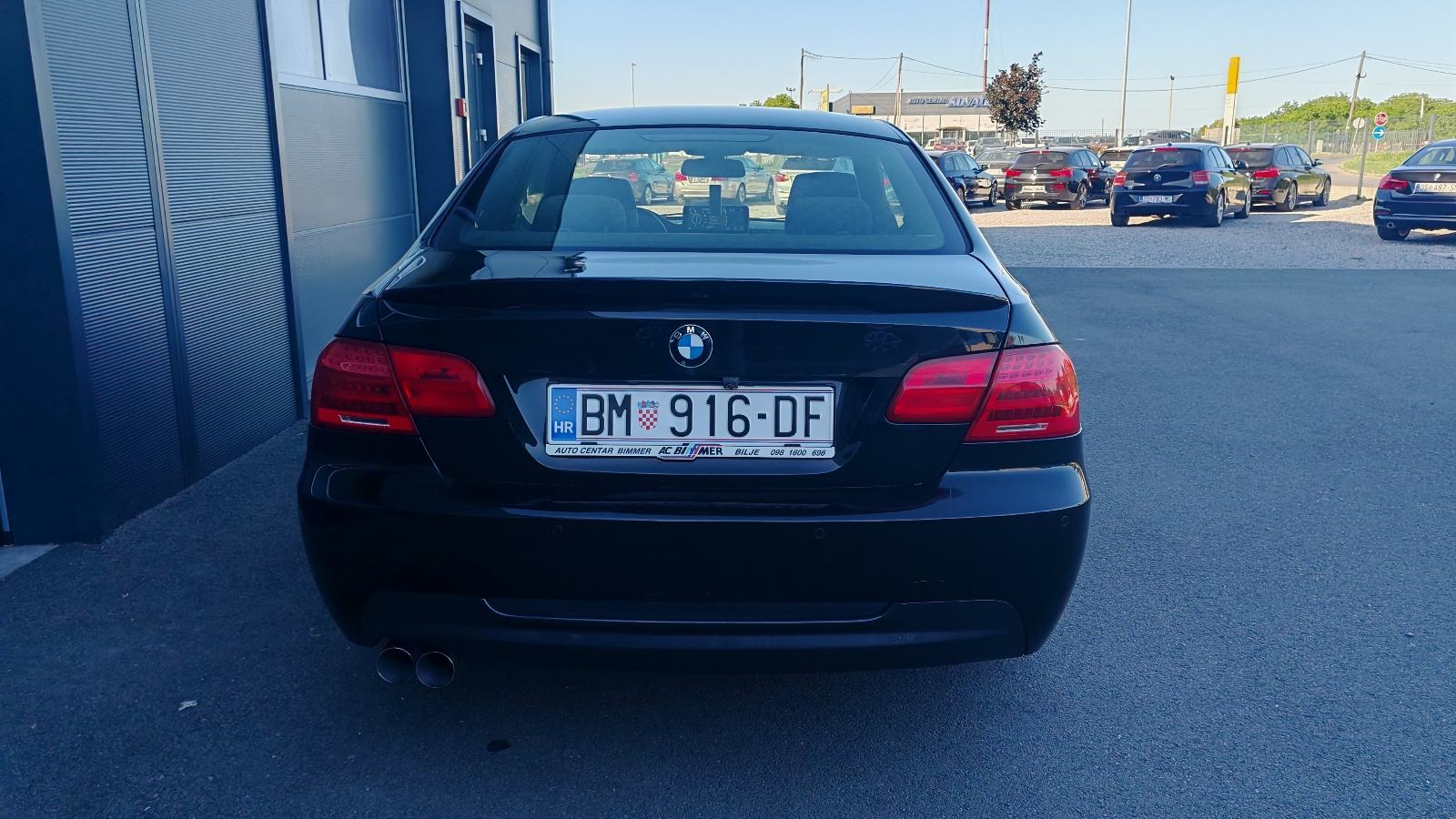 BMW 320d ****M PAKET ORIGINAL****, fotografija 4