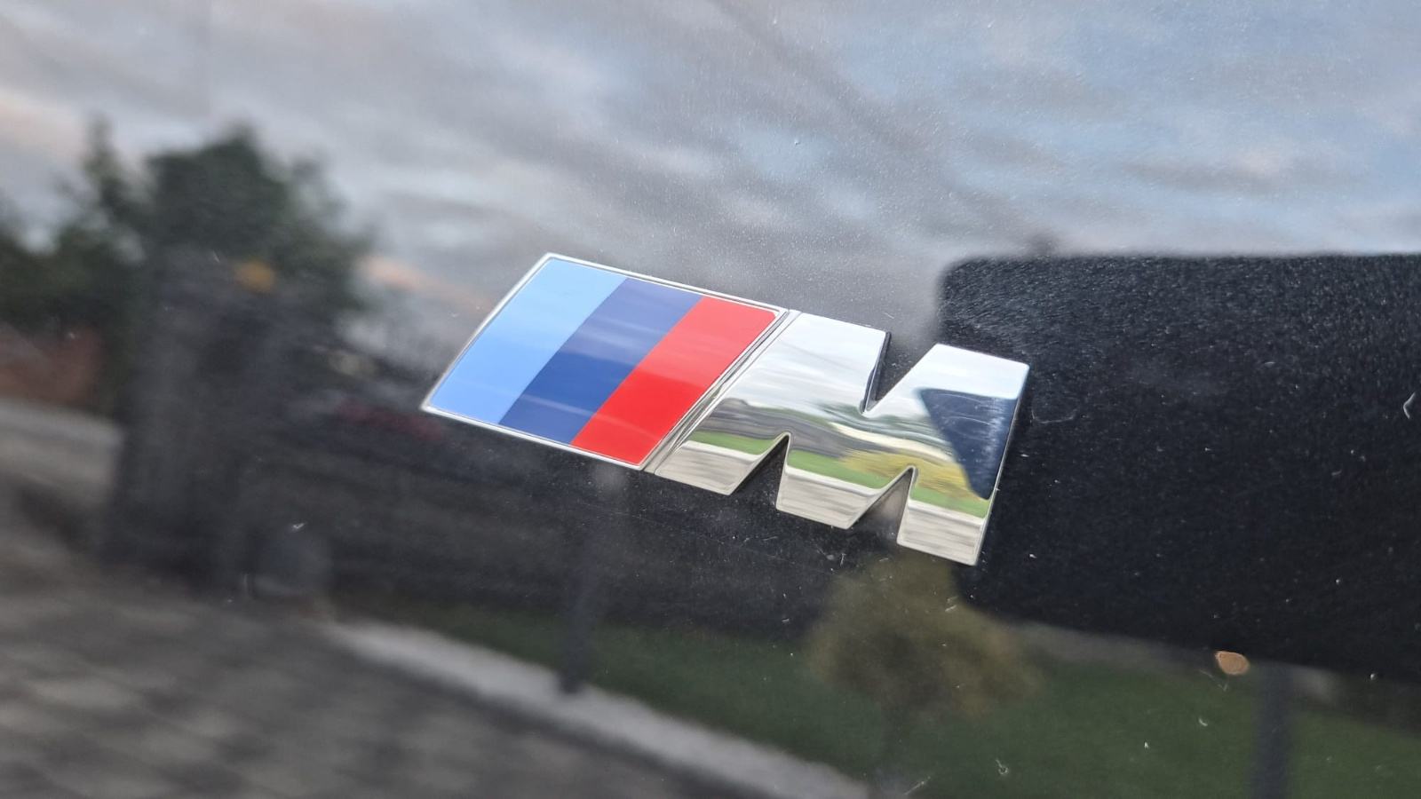 BMW 320d M-SPORT-PRO 1.VLASNIK-NIJE UVOZ-SAMO 13900KM-NOVO-NOVOOO, fotografija 9