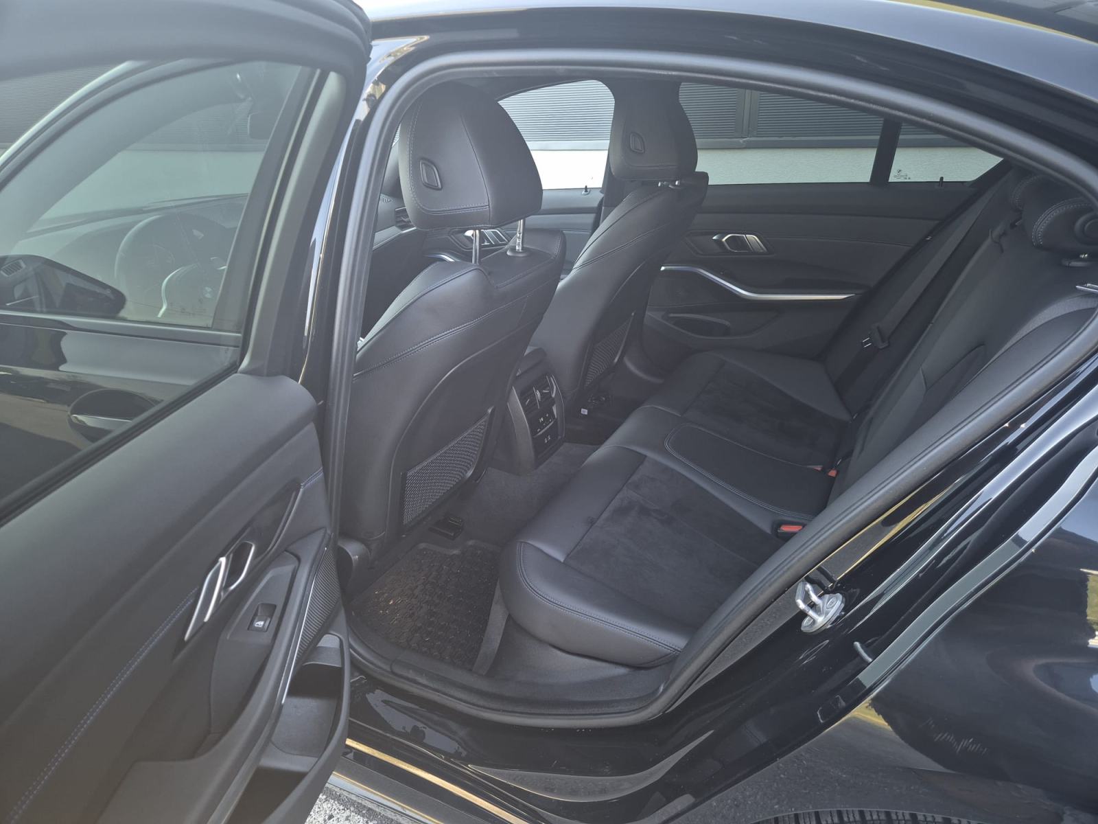BMW 320d M-SPORT ☆ GARANCIJA ☆ RATA OD 287€, fotografija 15