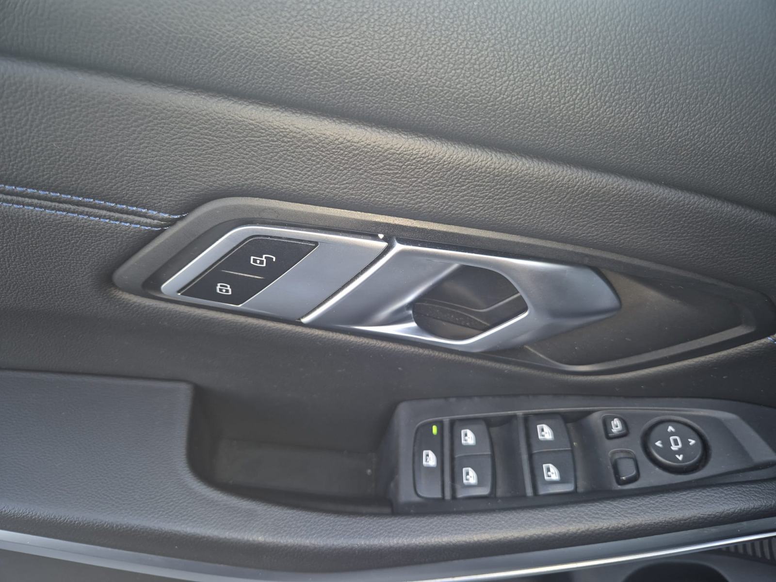 BMW 320d M-SPORT ☆ GARANCIJA ☆ RATA OD 287€, fotografija 17