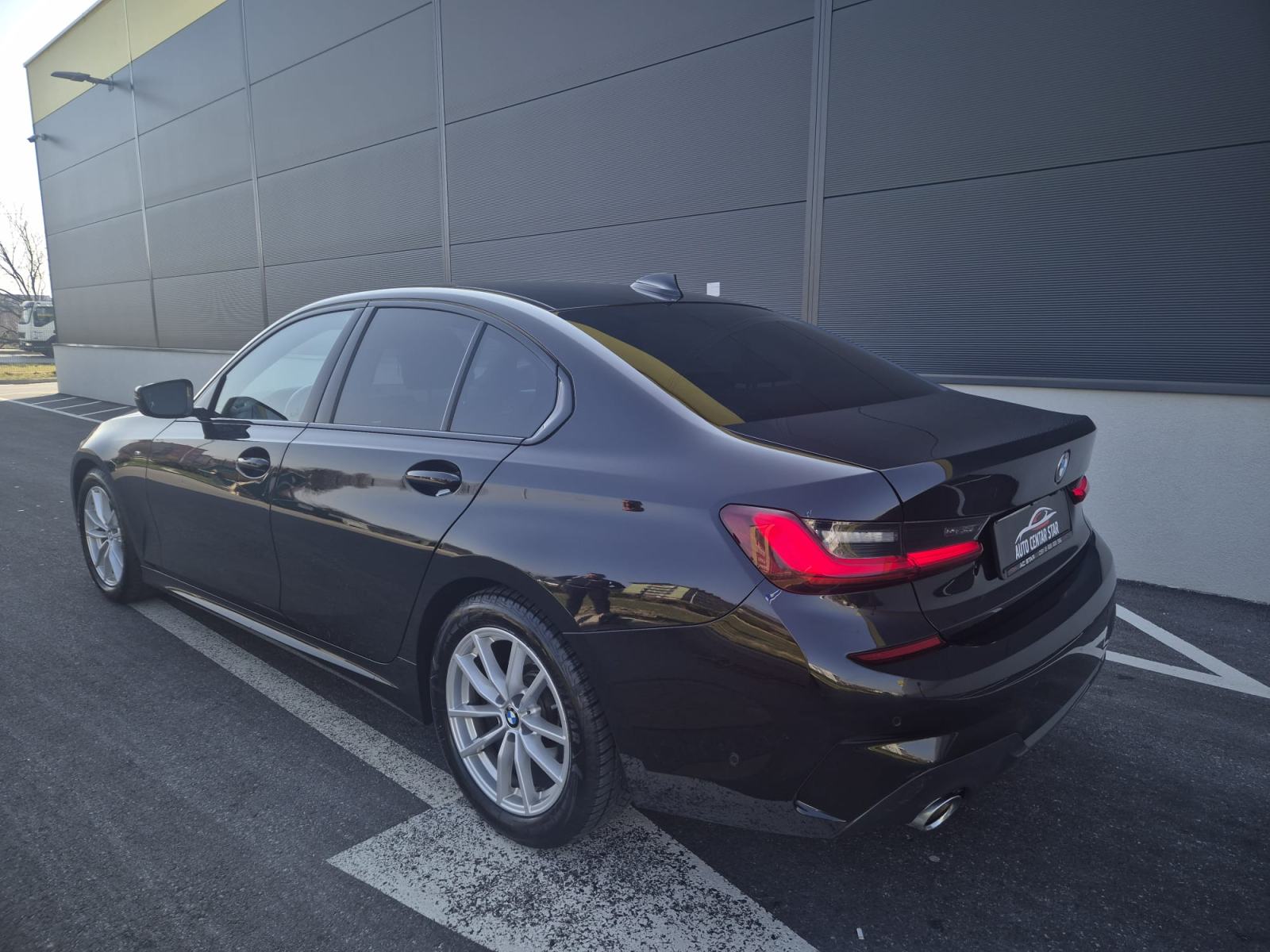 BMW 320d M-SPORT ☆ GARANCIJA ☆ RATA OD 287€, fotografija 5