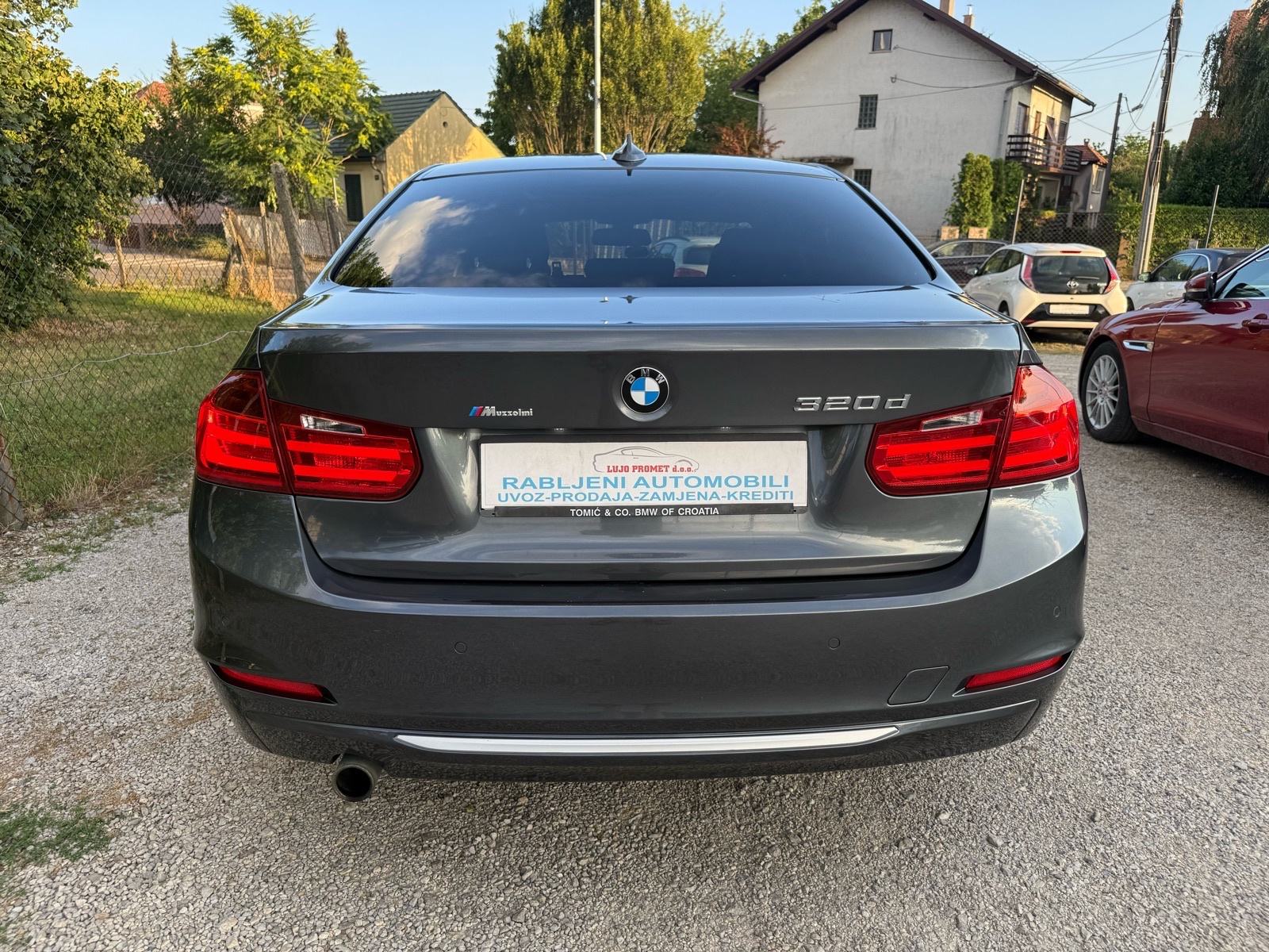 BMW 320d Modern Line-LED-NAVI-TEMP-ALU-PANO-REG 9/26, fotografija 8