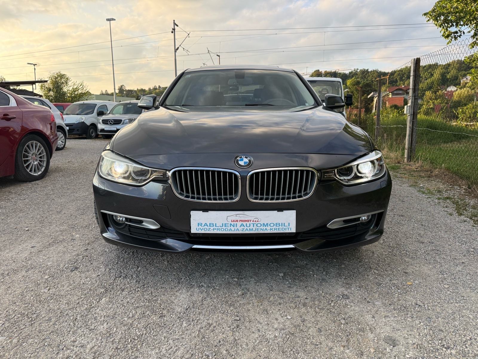BMW 320d Modern Line-LED-NAVI-TEMP-ALU-PANO-REG 9/26, pogled izvana - slika 3