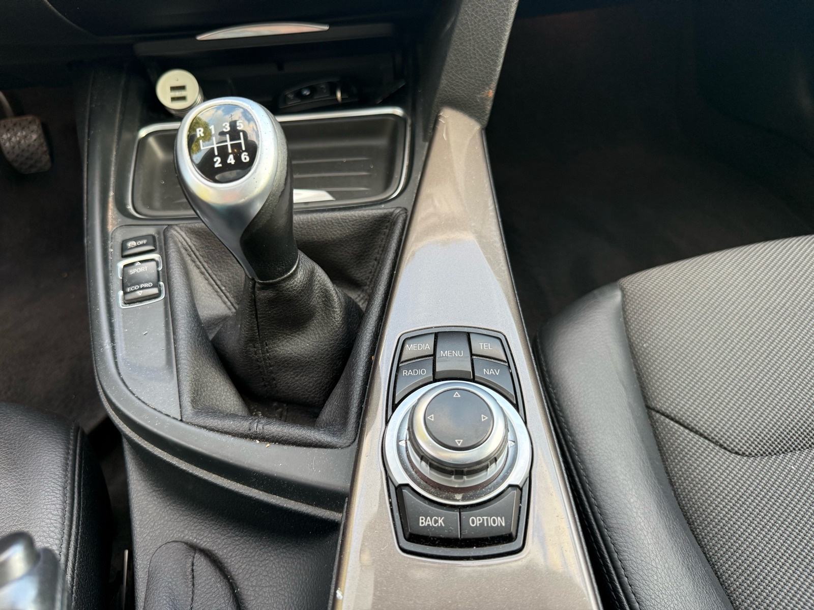 BMW 320d Modern Line-LED-NAVI-TEMP-ALU-PANO-REG 9/26, fotografija 19