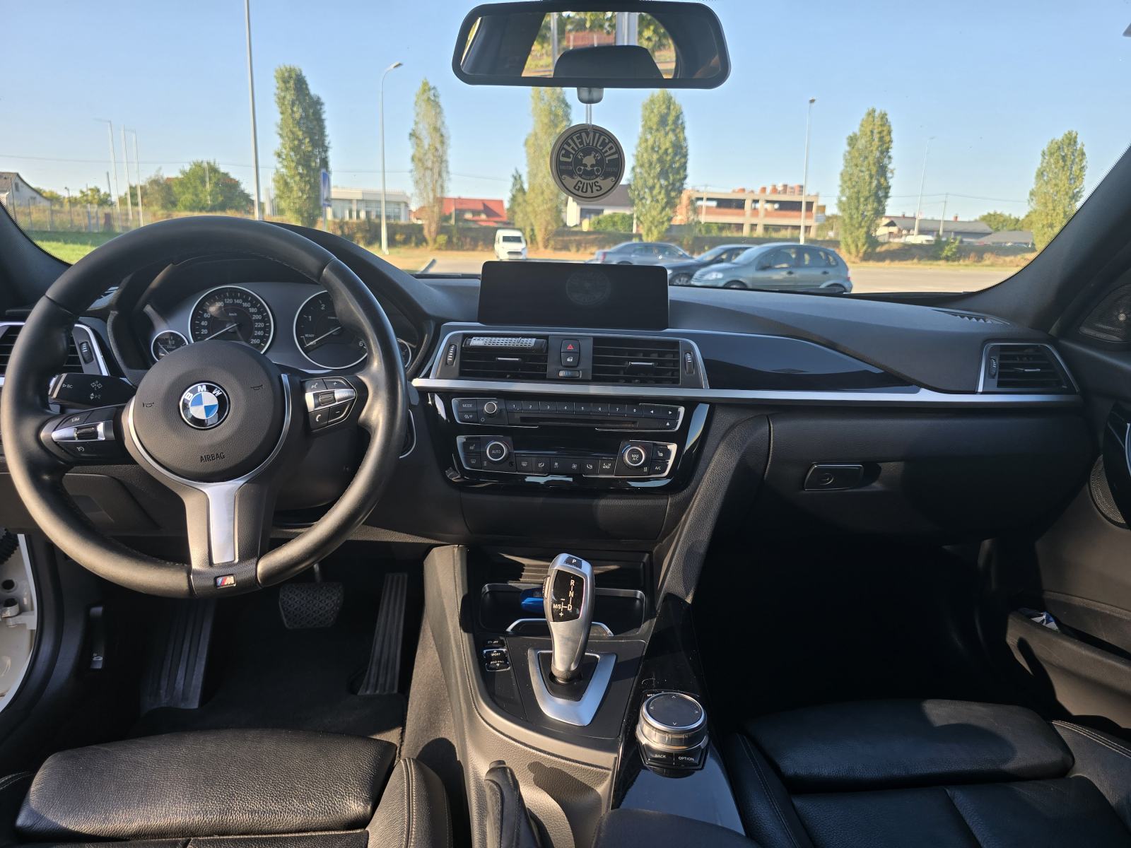 BMW 320d Sportline, fotografija 19