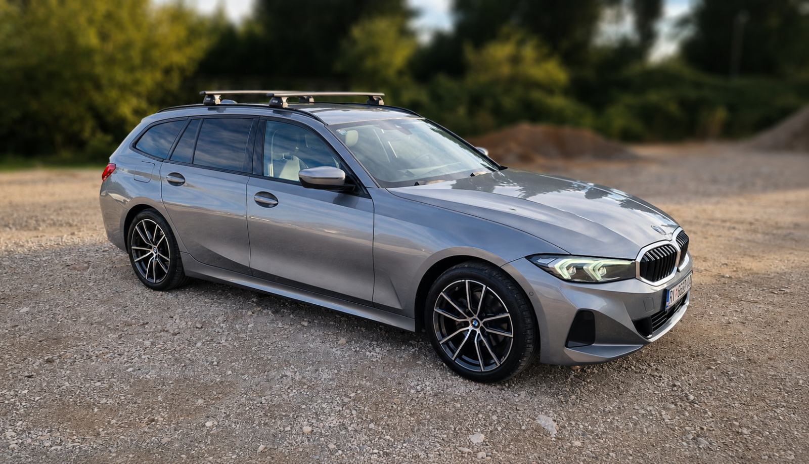 BMW 320d Touring Shadowline Sport 2023, fotografija 2