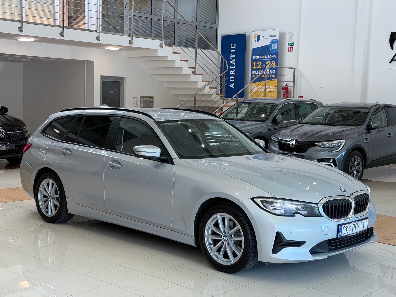 BMW 318d Touring G21 | AUTOMATIK | 2021 | VIRTUAL | LED | JAMSTVO, fotografija 11