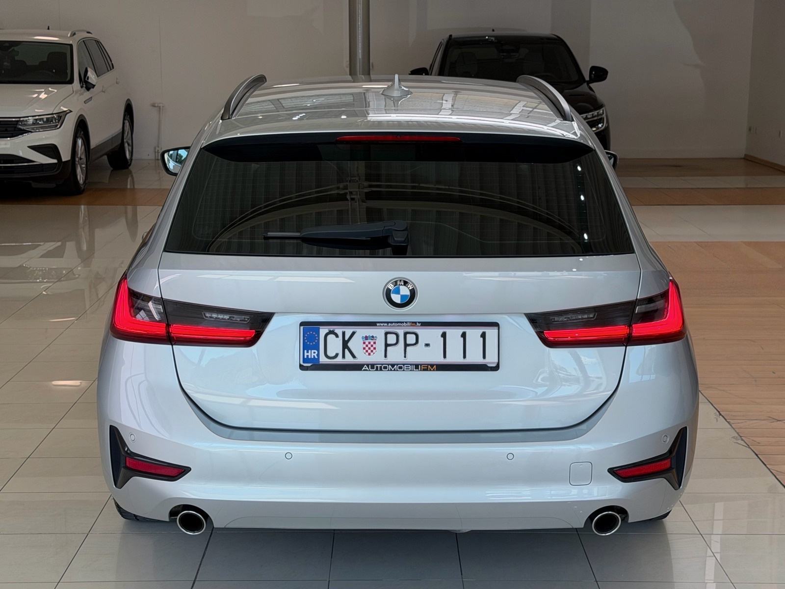 BMW 318d Touring G21 | AUTOMATIK | 2021 | VIRTUAL | LED | JAMSTVO, fotografija 7