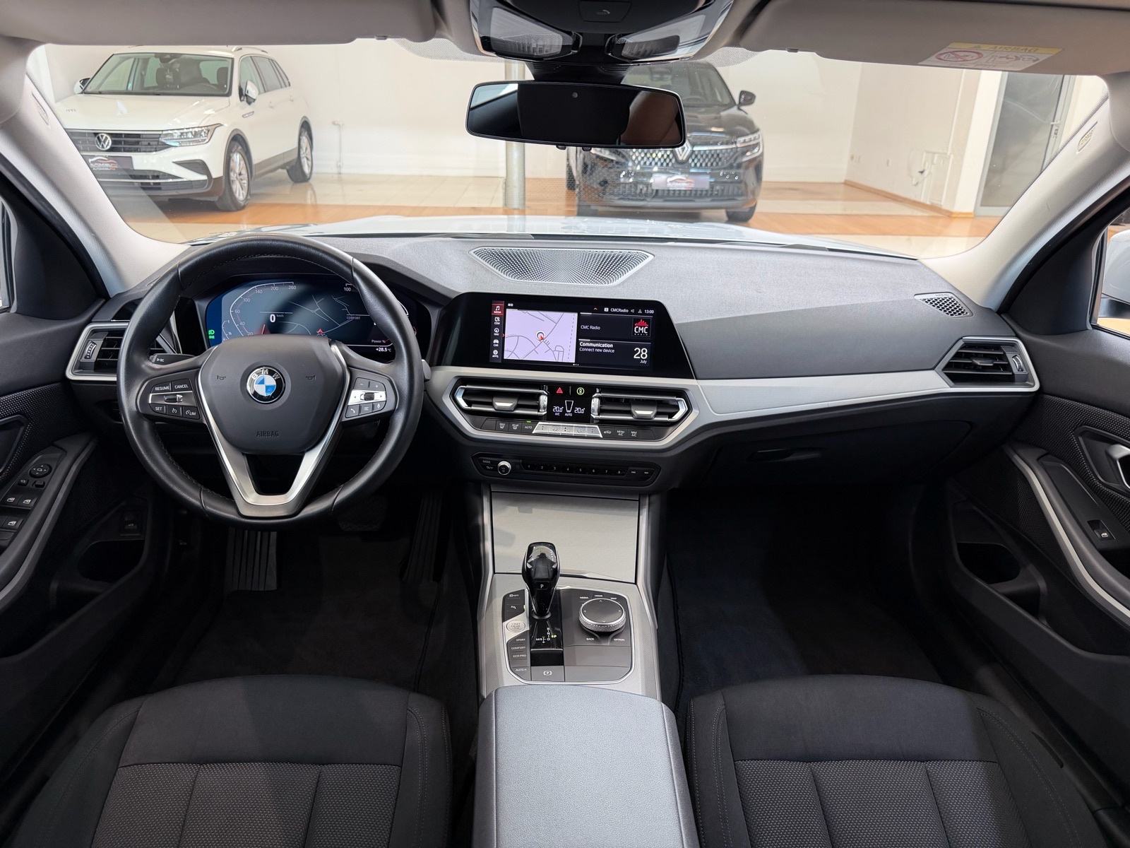 BMW 318d Touring G21 | AUTOMATIK | 2021 | VIRTUAL | LED | JAMSTVO, fotografija 14