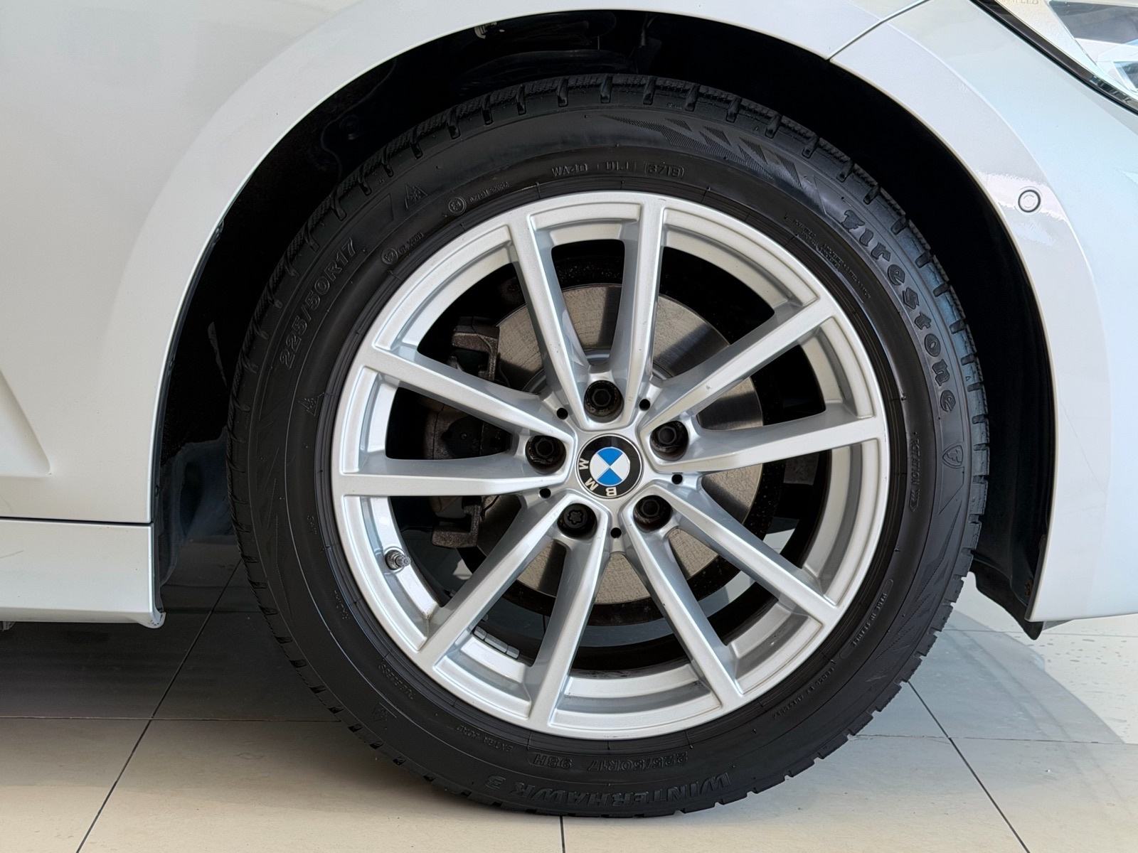 BMW 318d Touring G21 | AUTOMATIK | 2021 | VIRTUAL | LED | JAMSTVO, fotografija 13