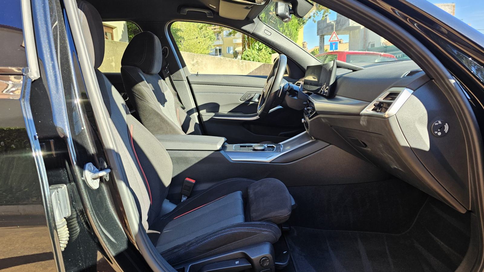 BMW 320D TOURING M-SPORT 2024 SERVISNA TVORNIČKO JAMSTVO, fotografija 17