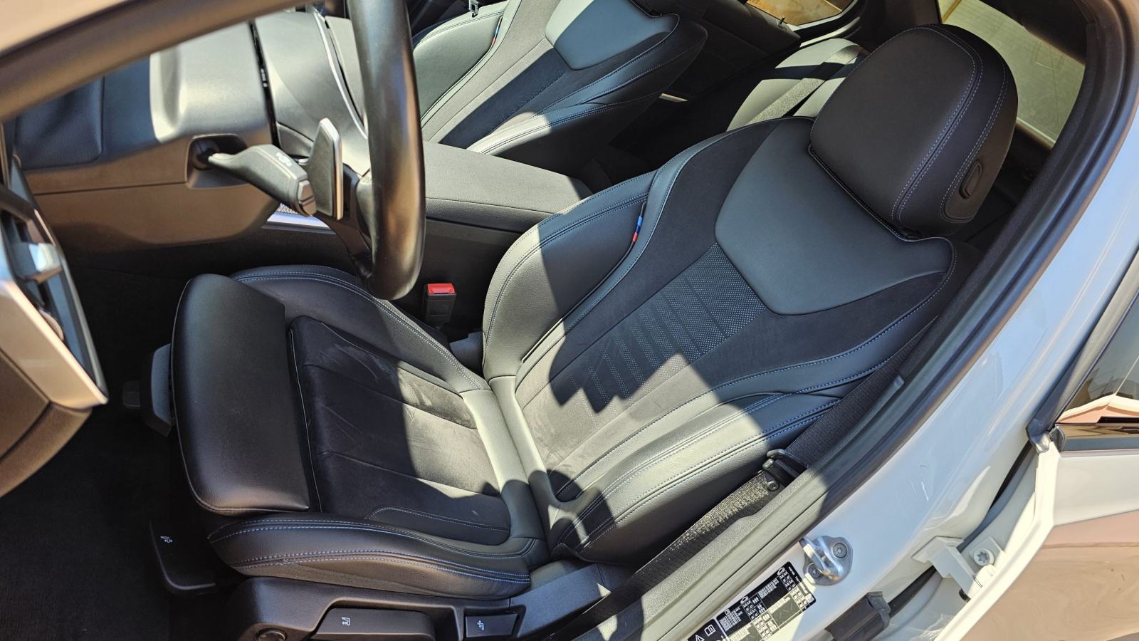 BMW 320D X-DRIVE 2024 M-SPORT LCI SERVISNA JAMSTVO, fotografija 19